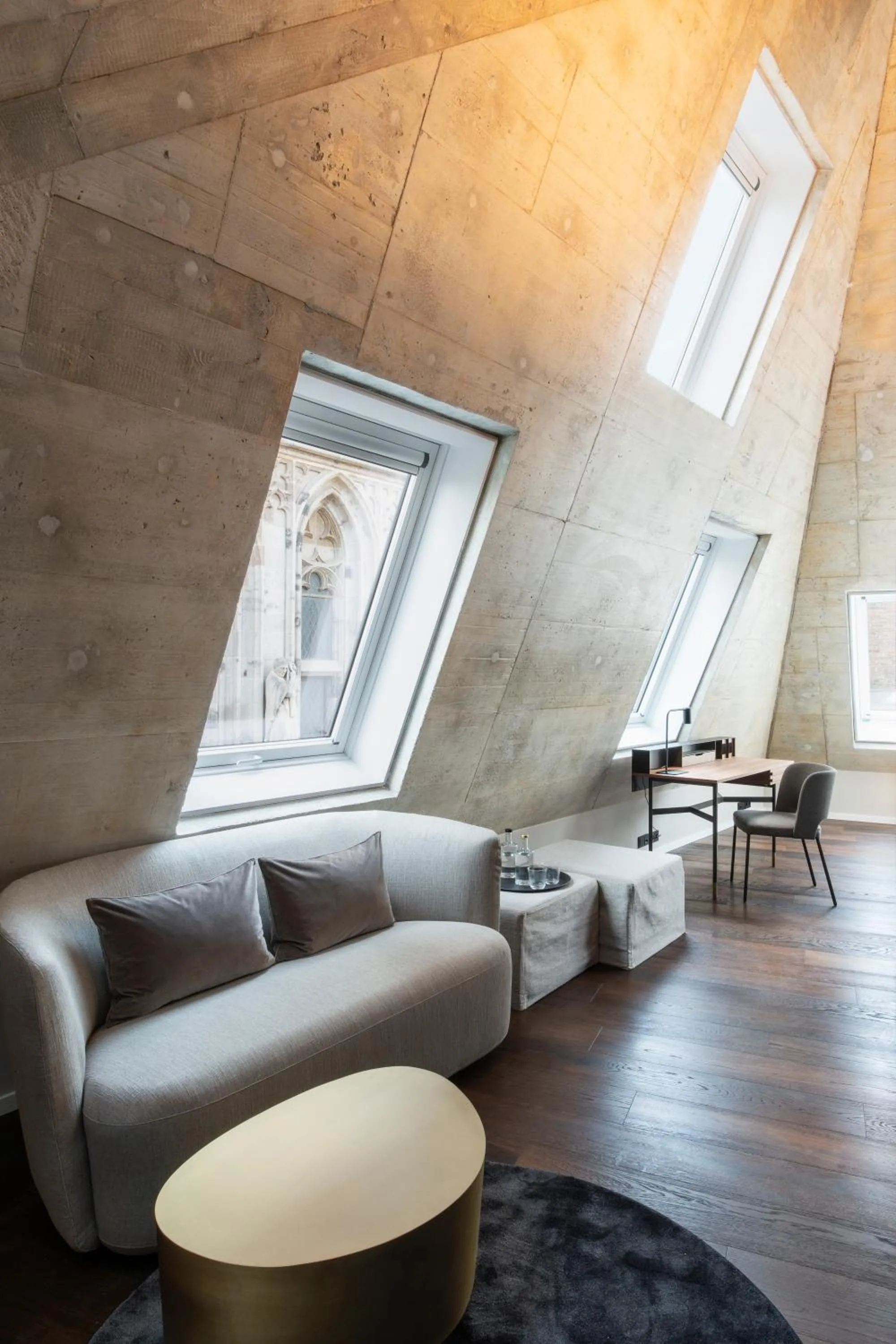 Seating area in Legend Hotel