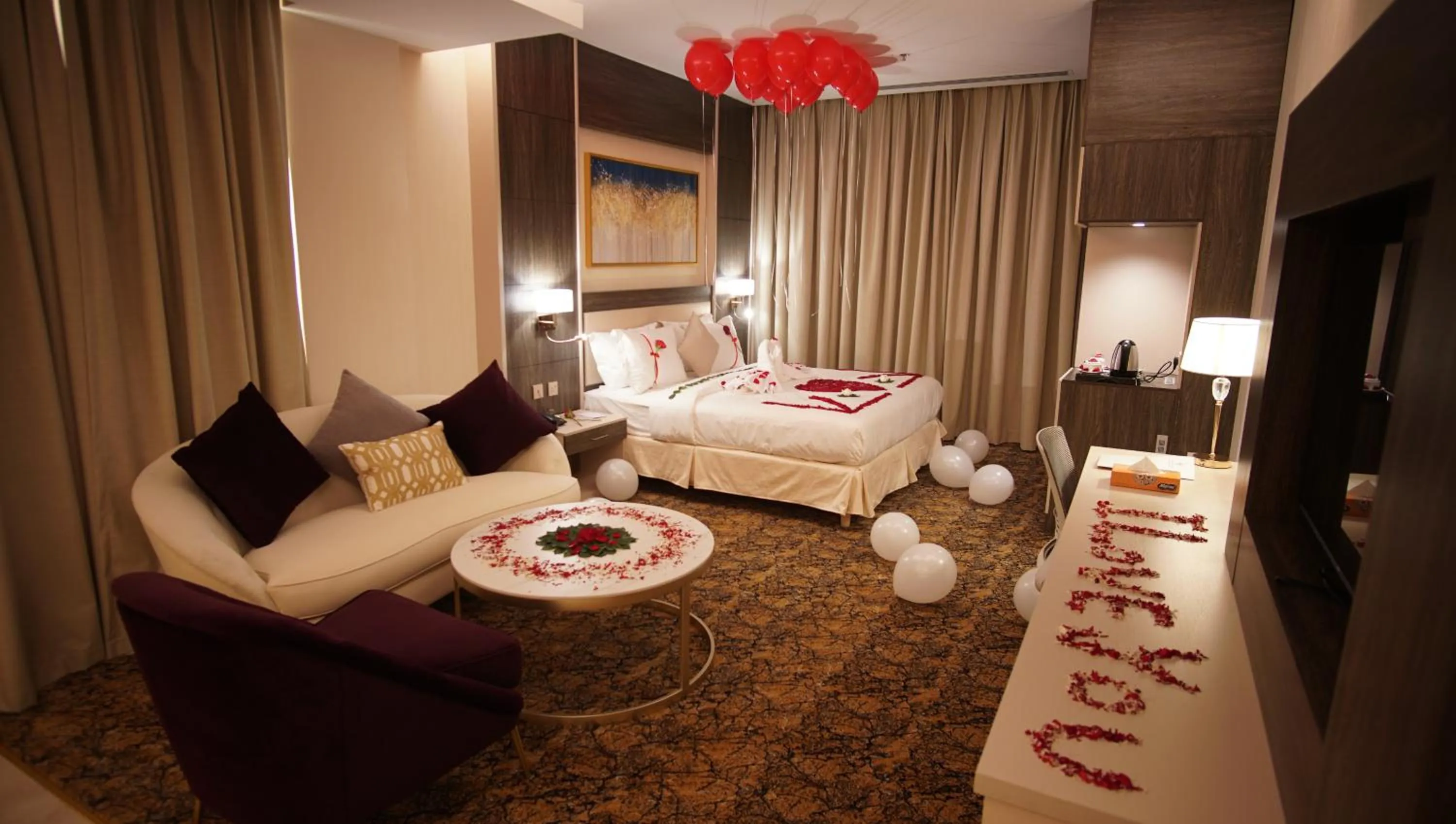 Photo of the whole room, Bed in Hayat Al Riyadh Washam Hotel