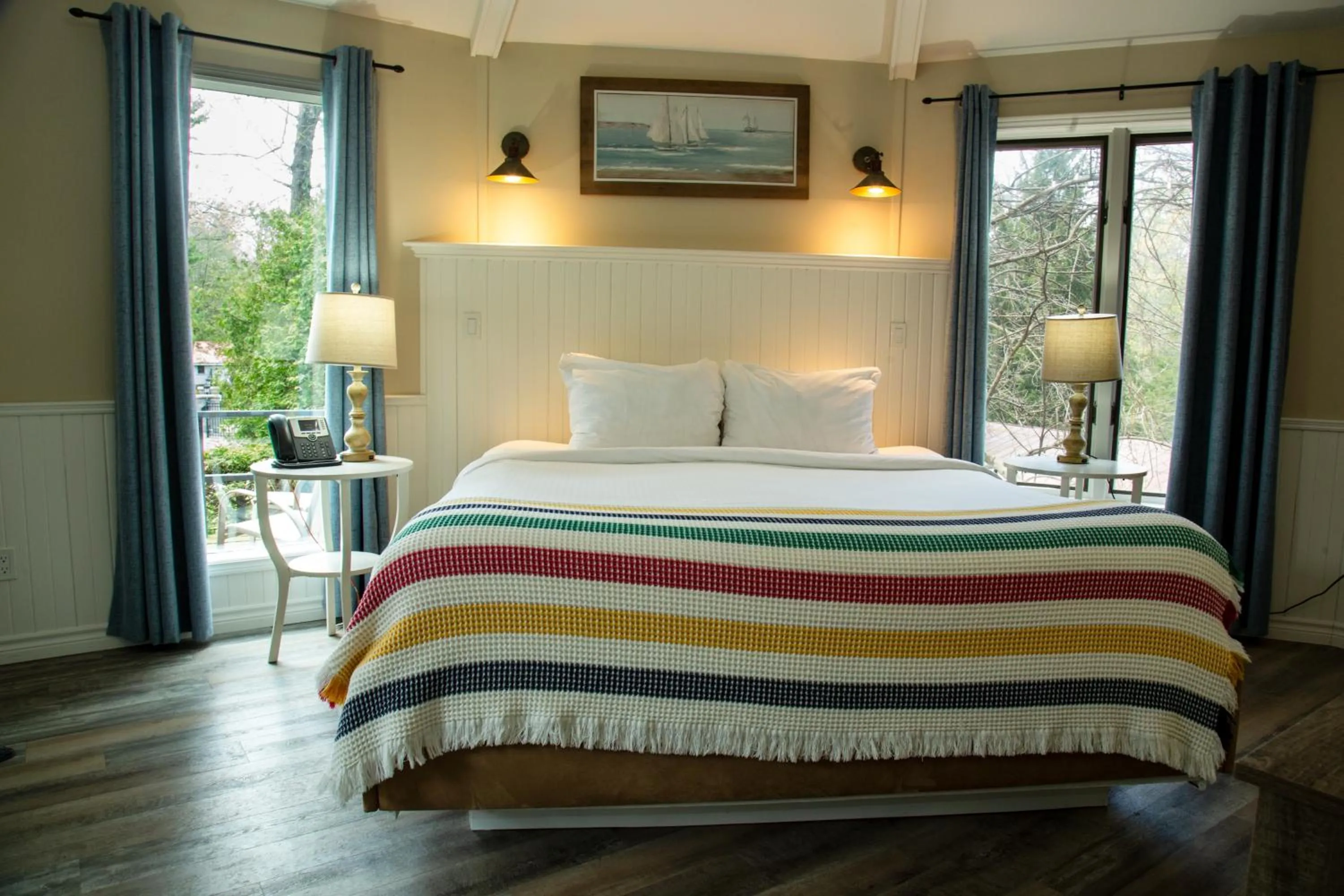 Bed in Oakwood Resort