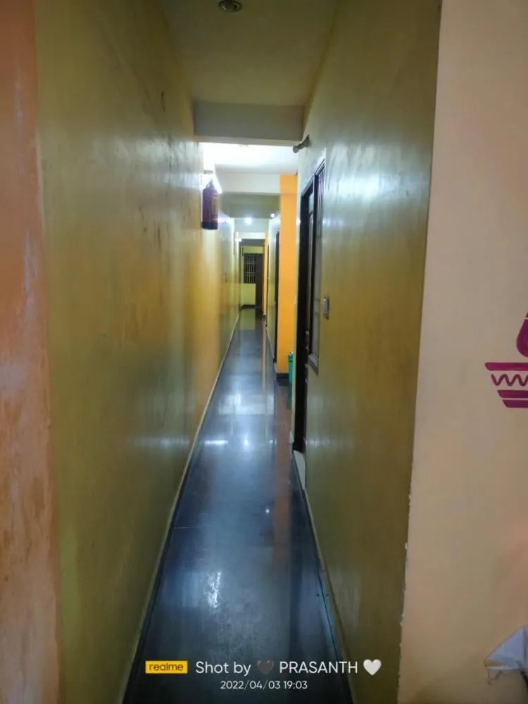 Lobby or reception in Sri Krishna Guest House