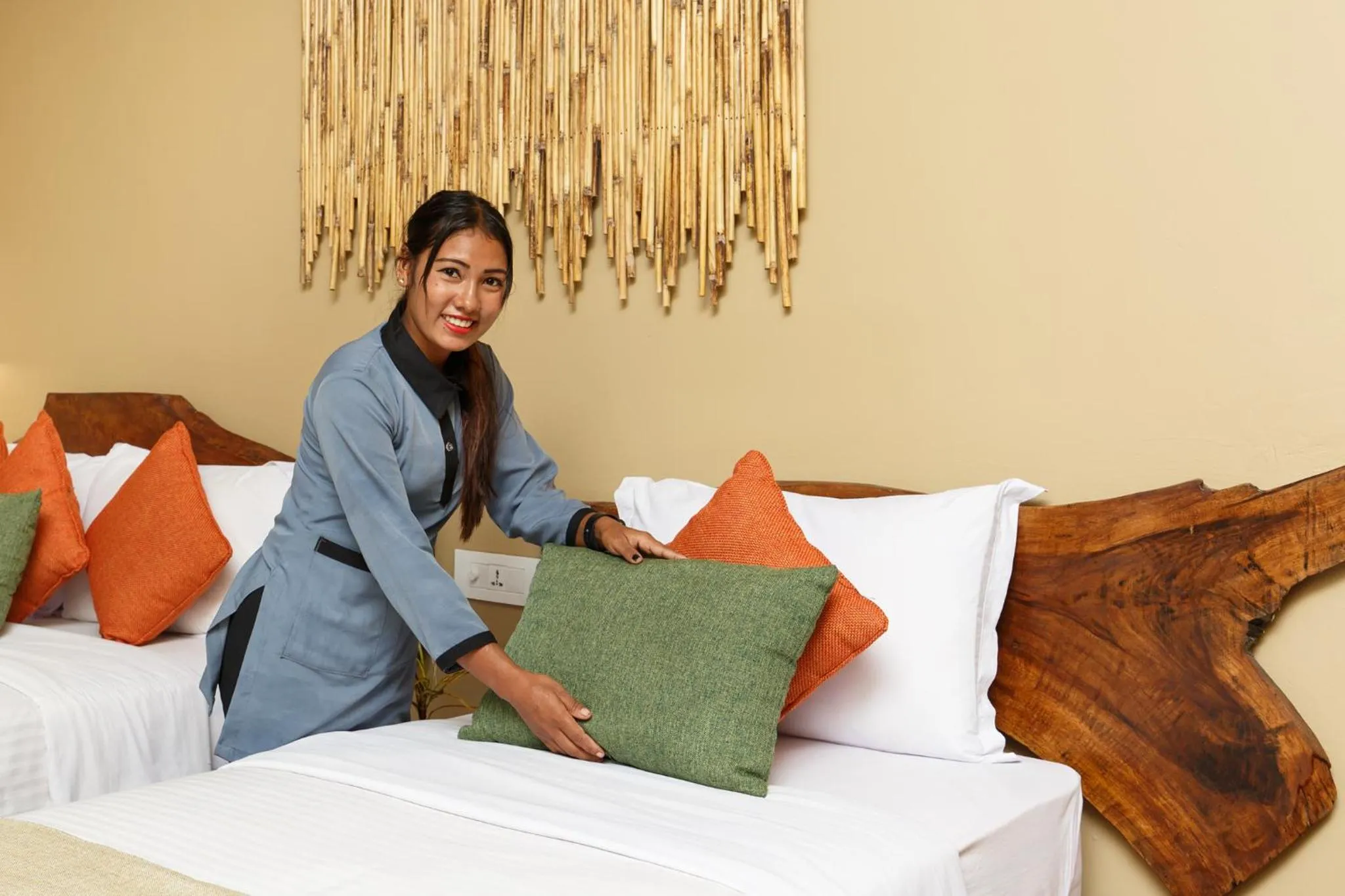 Bed in Green Mansions Jungle Resort