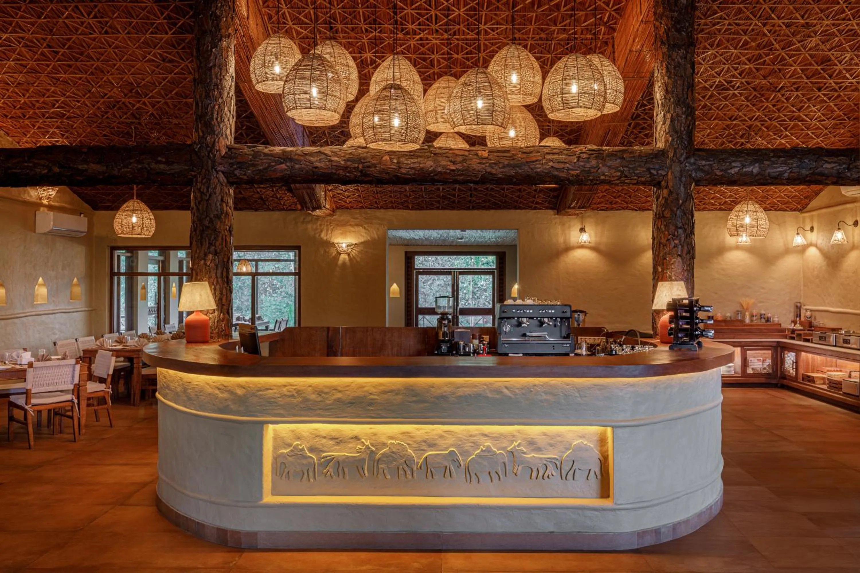 Restaurant/places to eat in Green Mansions Jungle Resort