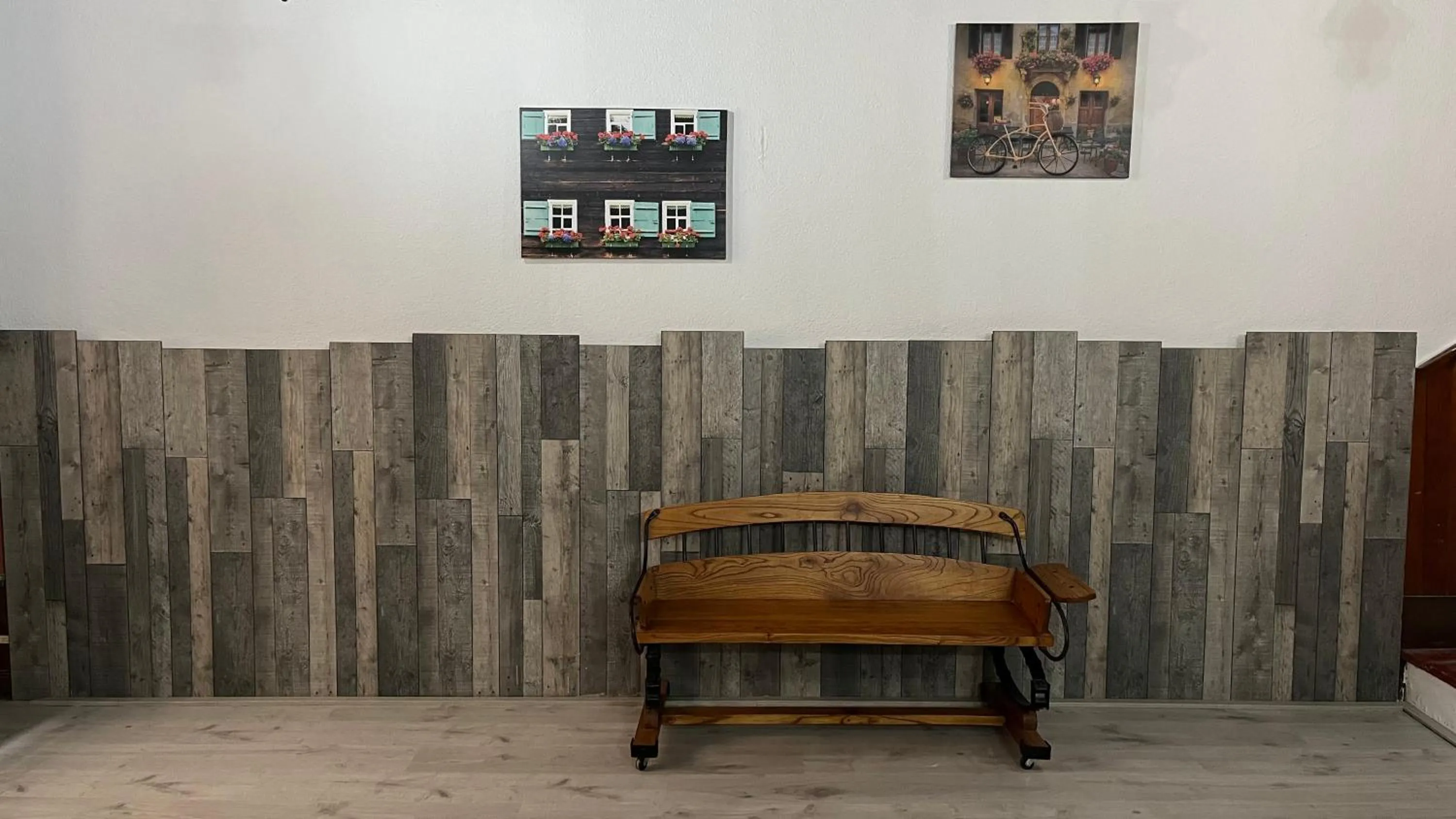 Lobby or reception in Hostal La Premsa