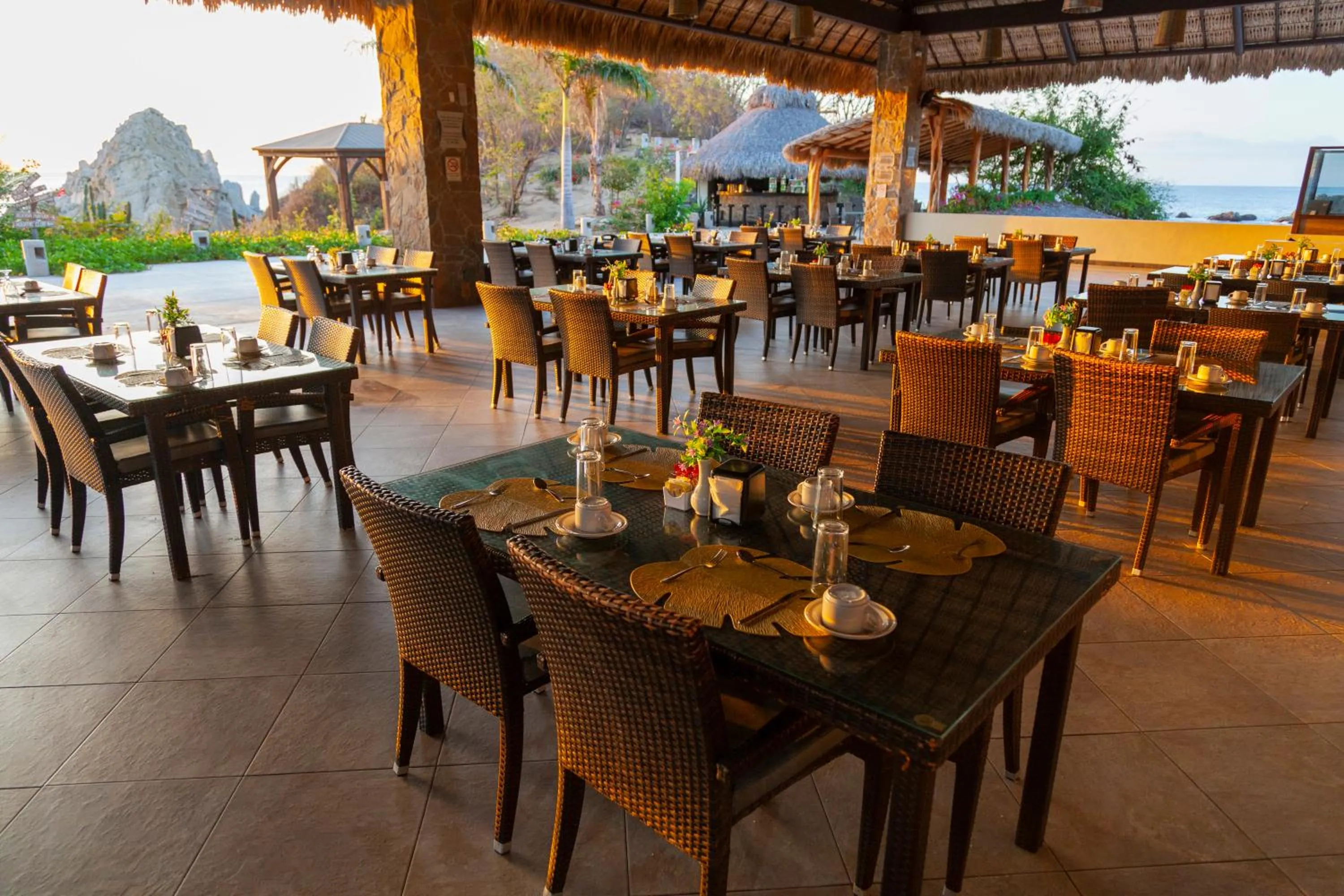 Restaurant/places to eat in Coral Blue Huatulco All Inclusive
