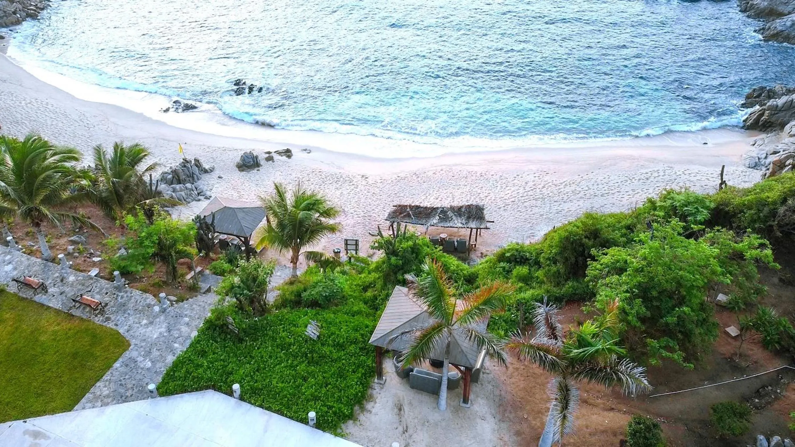 Beach in Coral Blue Huatulco All Inclusive