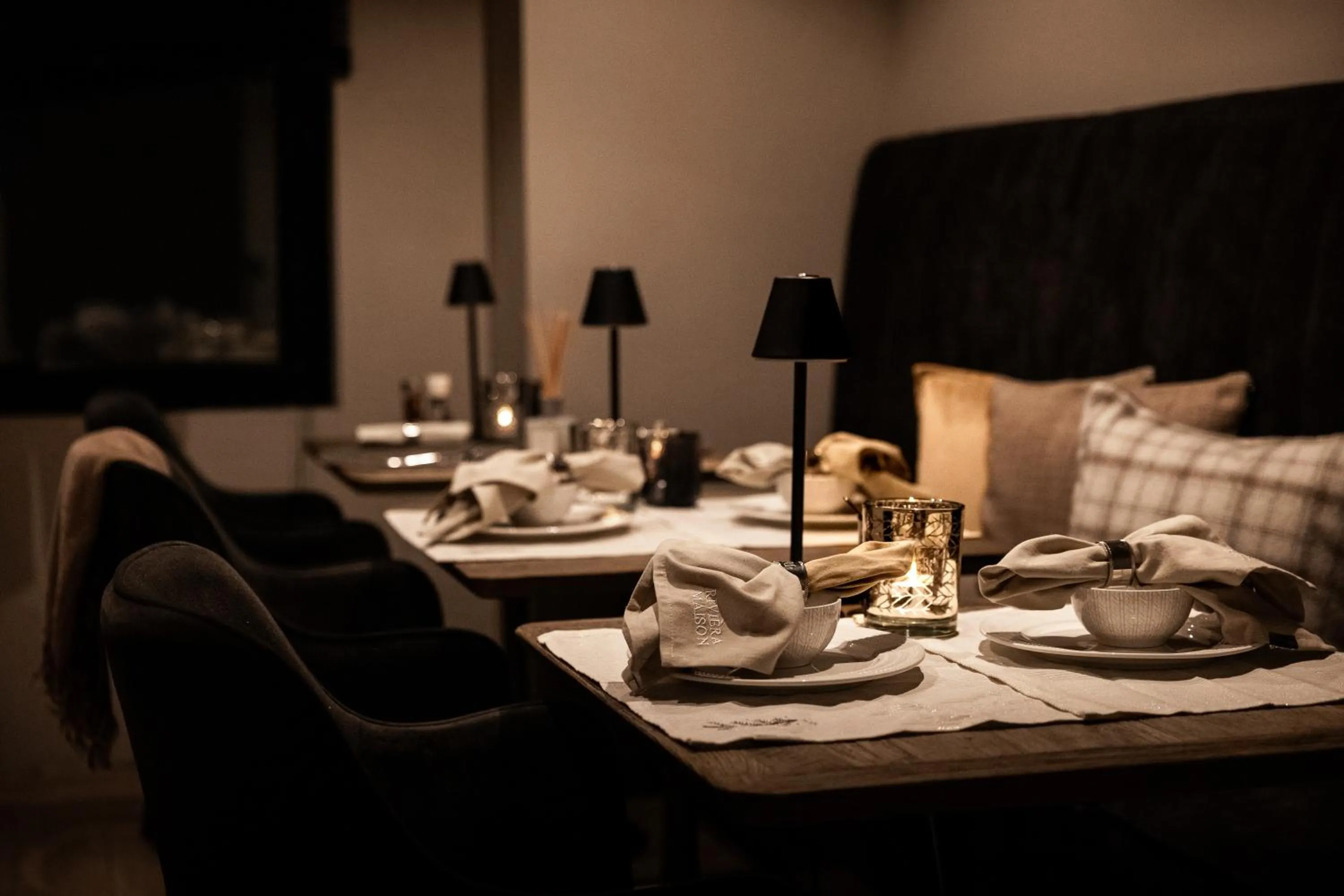 Communal lounge/ TV room in Boutique Hotel Le Faucon