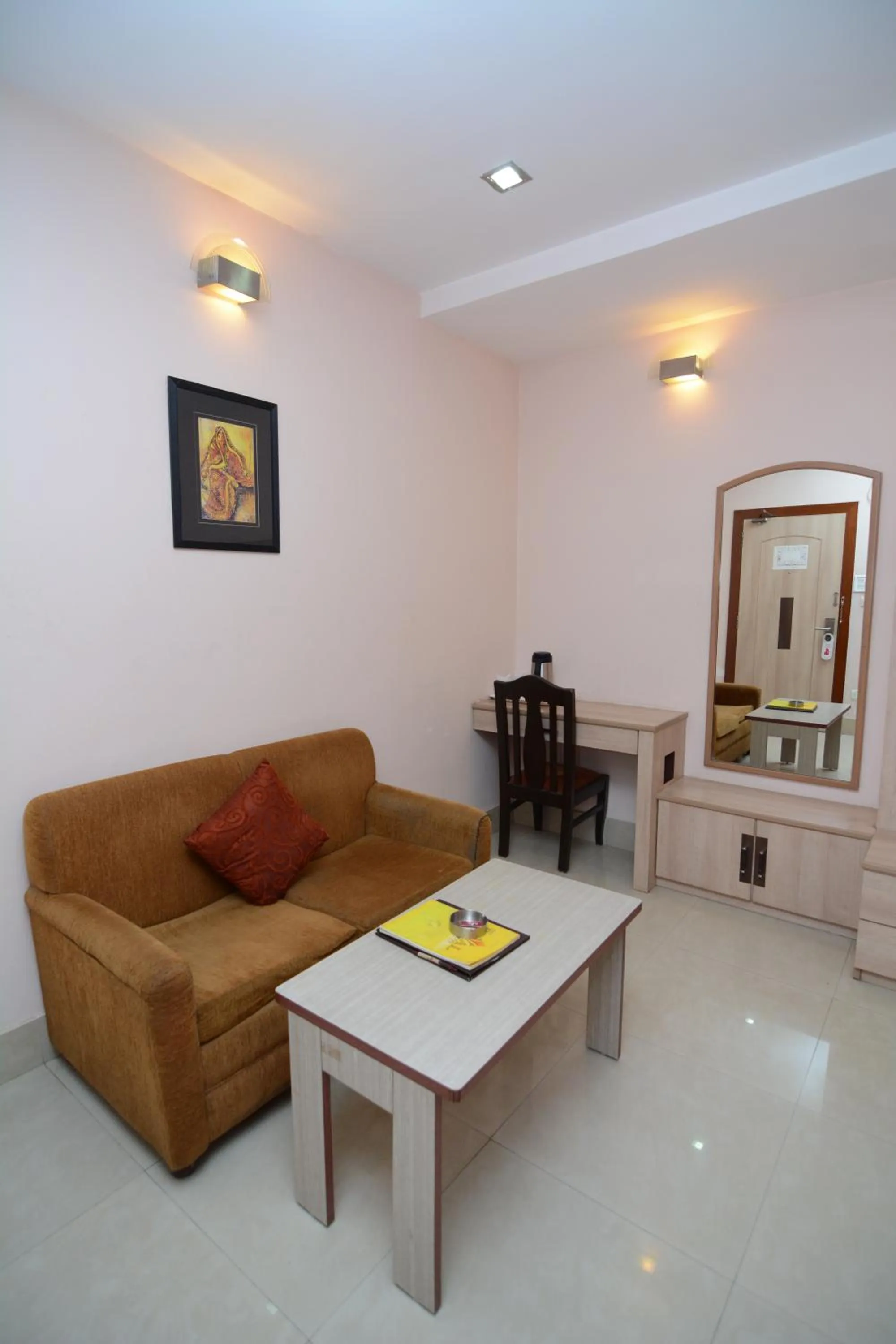 Photo of the whole room in Hotel Royal Highness