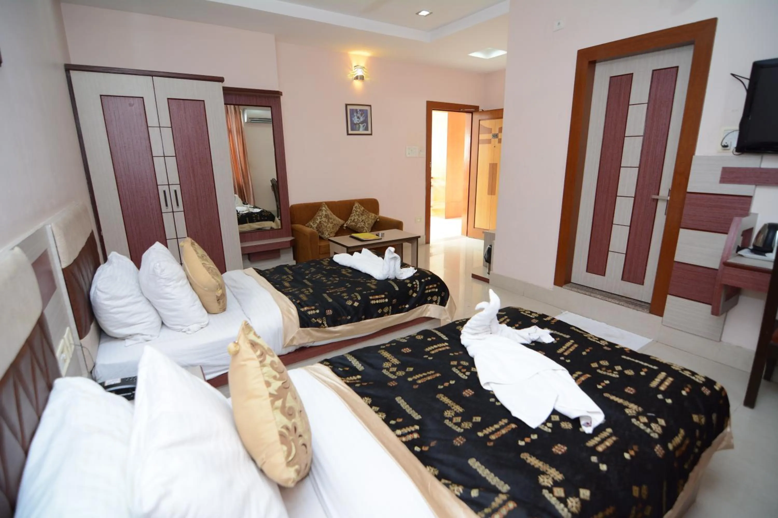 Bed in Hotel Royal Highness