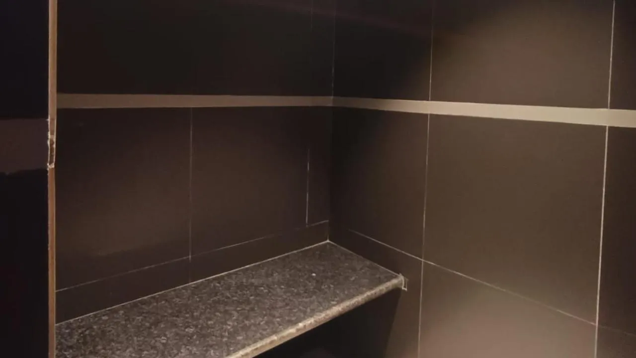 Steam room in Polo Cherrapunjee Resort