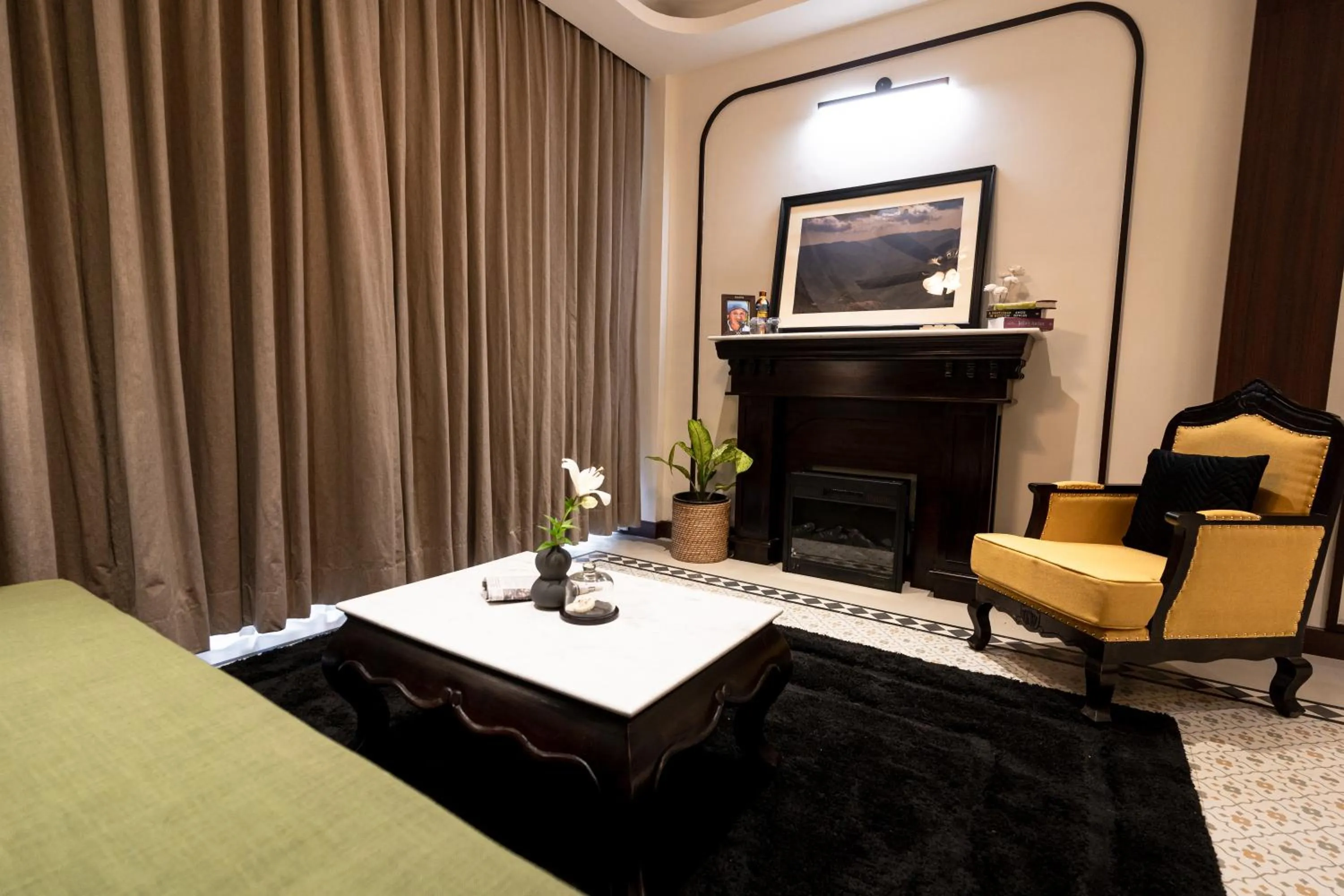 Living room, Bed in Polo Cherrapunjee Resort