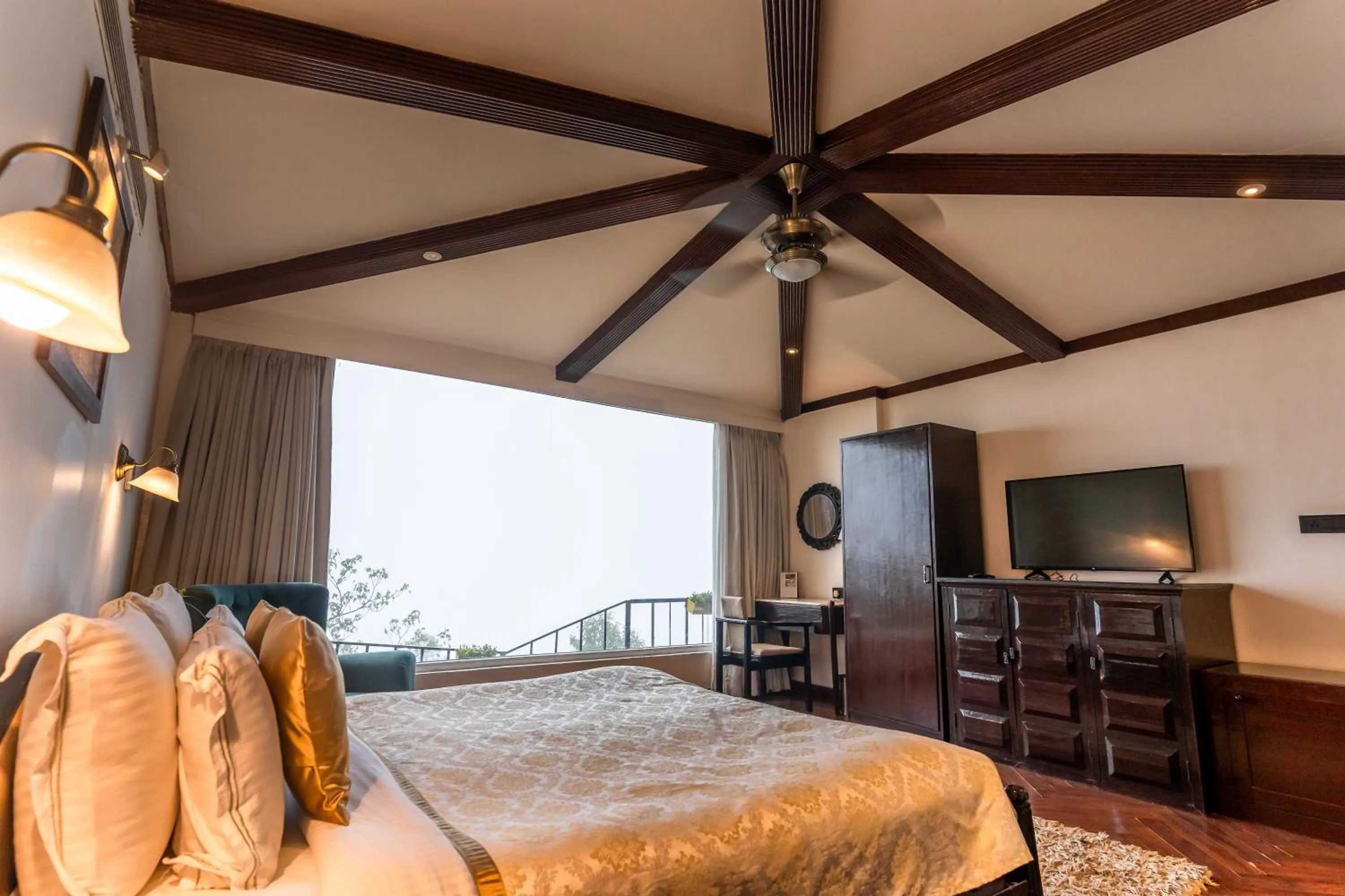 Bed in Polo Cherrapunjee Resort