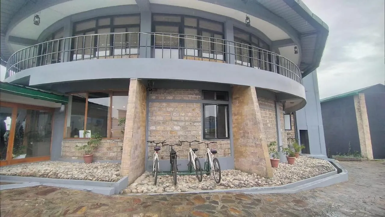 Cycling in Polo Cherrapunjee Resort