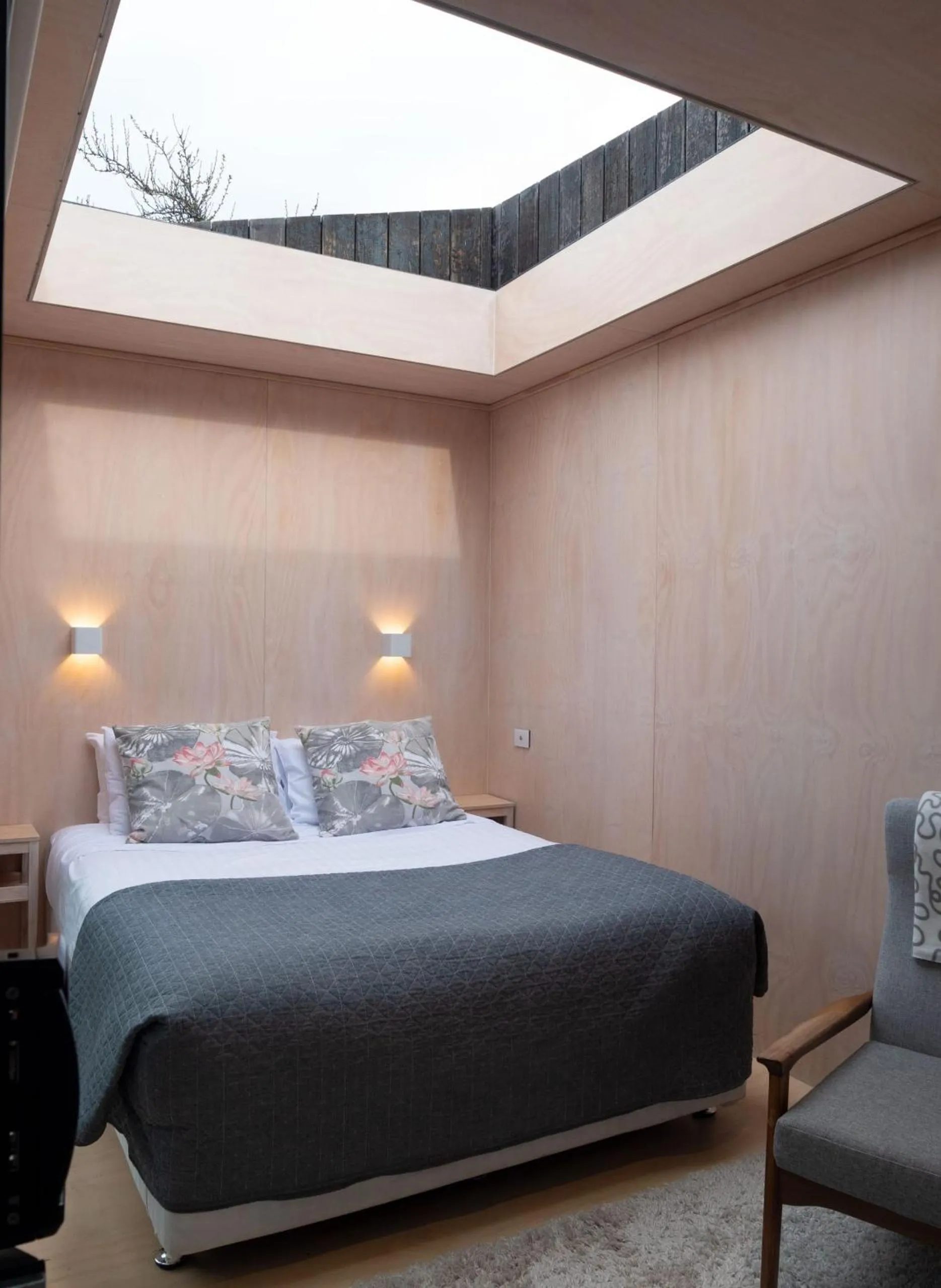 Bedroom, Bed in Old Bishop's Quarters