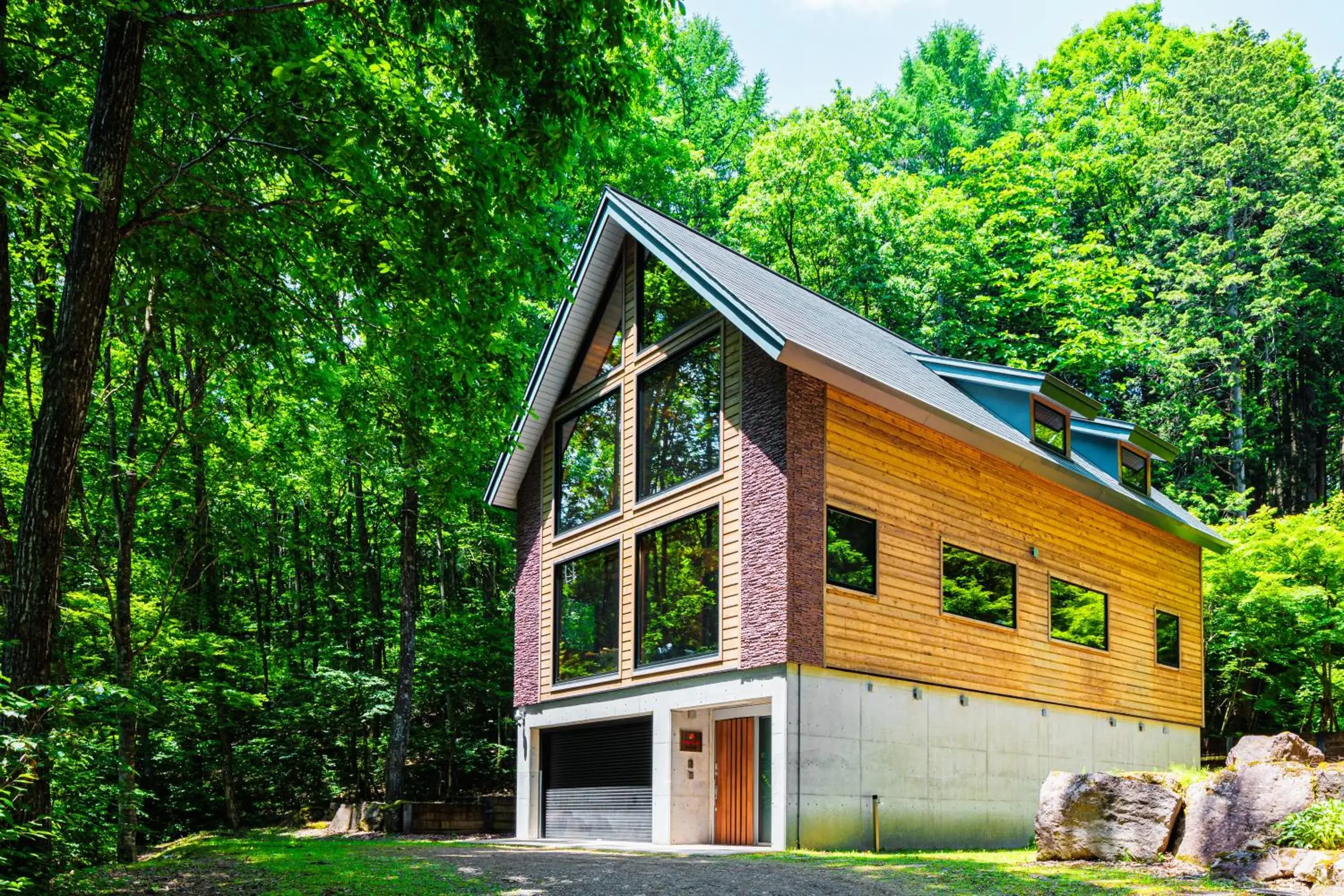 Chalet in Phoenix Chalets by HHG Chalet in Phoenix Chalets by HHG