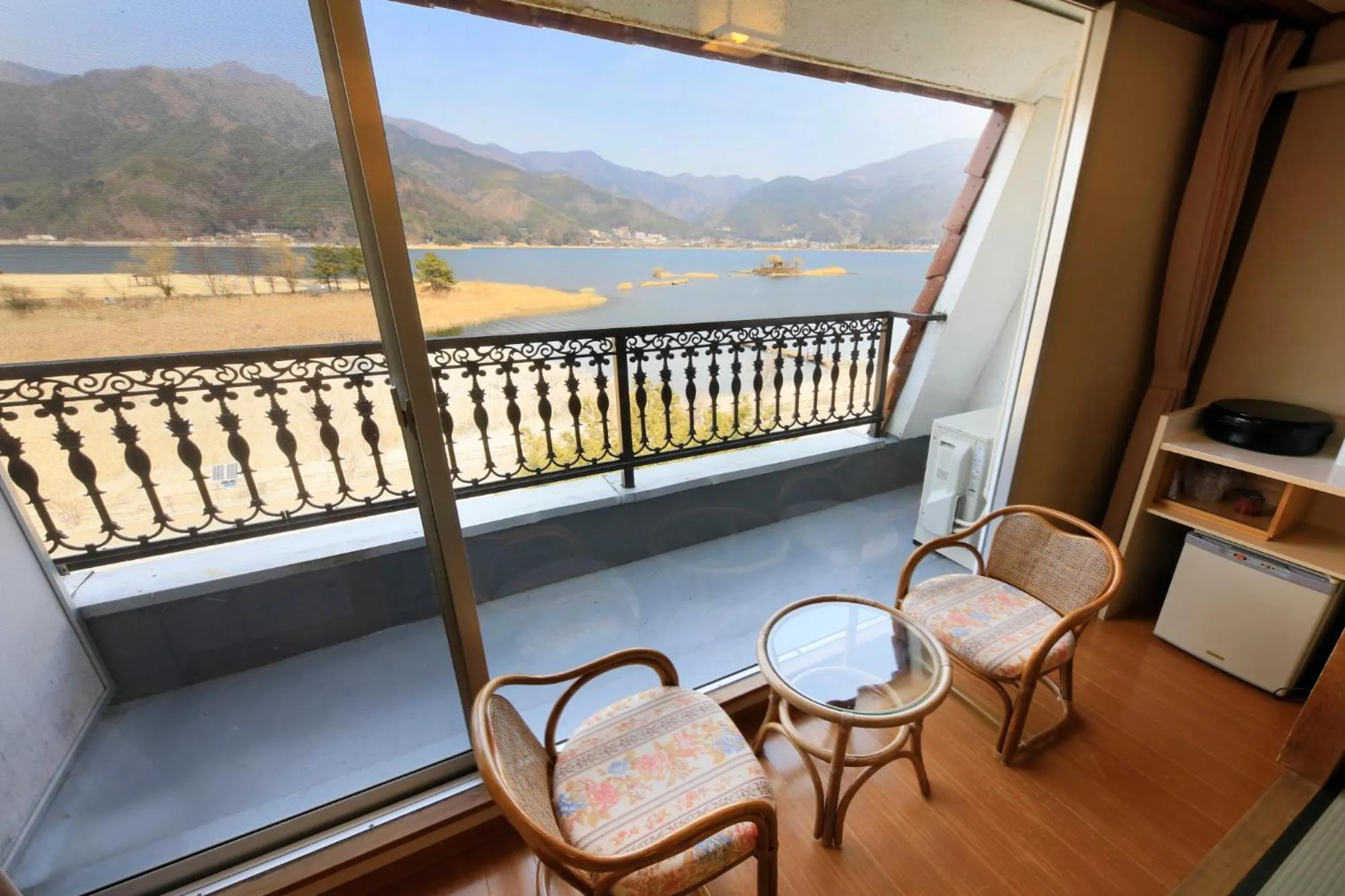 Photo of the whole room in Lakeland Hotel Mizunosato