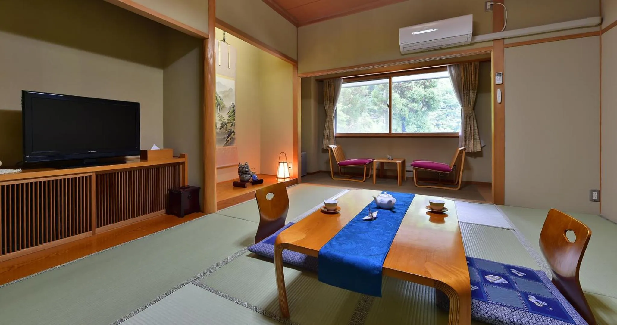 Photo of the whole room in Kotobuki