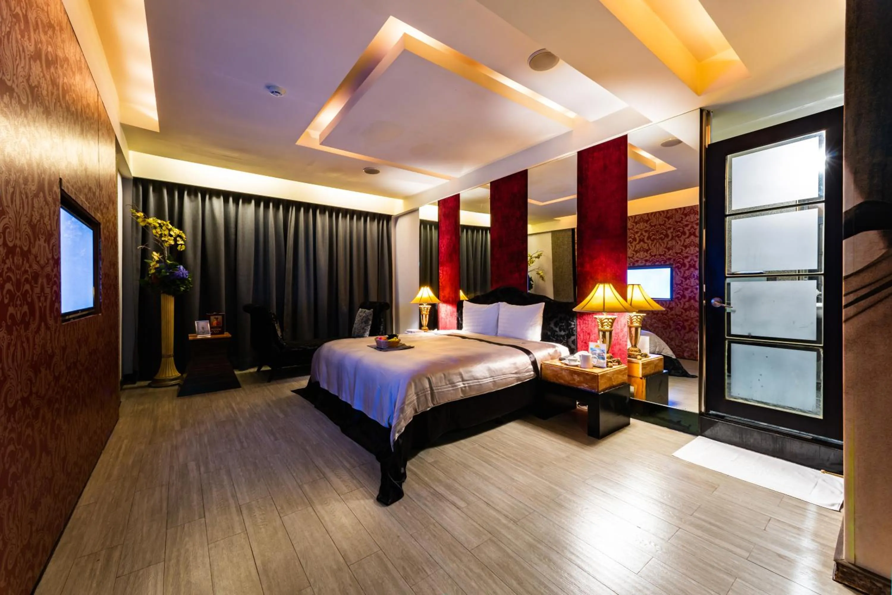 Photo of the whole room, Bed in Liti Motel