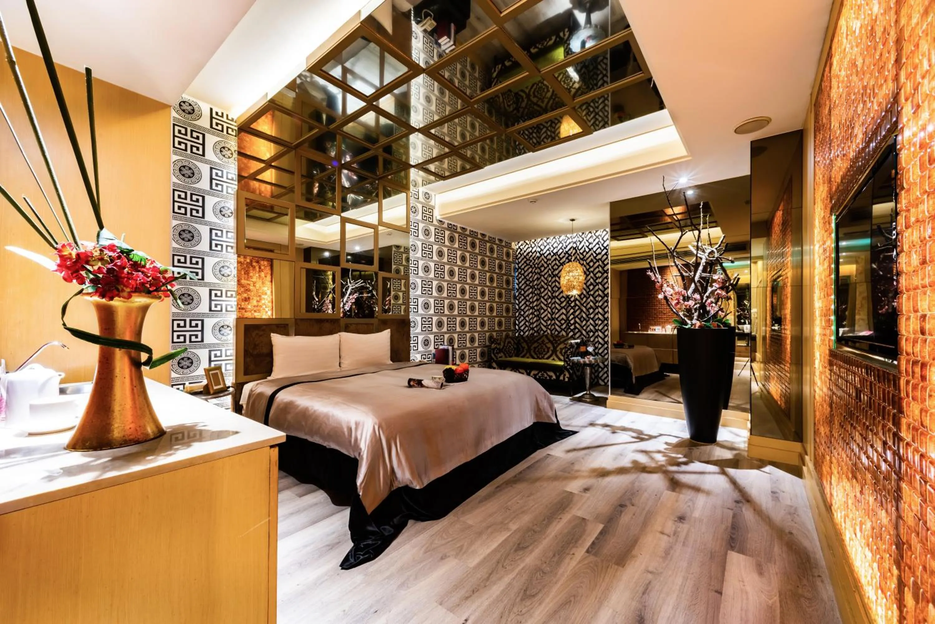 Photo of the whole room, Bed in Liti Motel