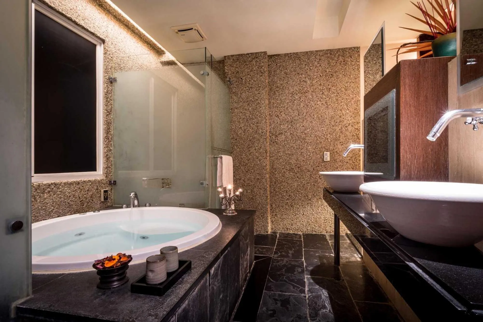 Bathroom in Liti Motel