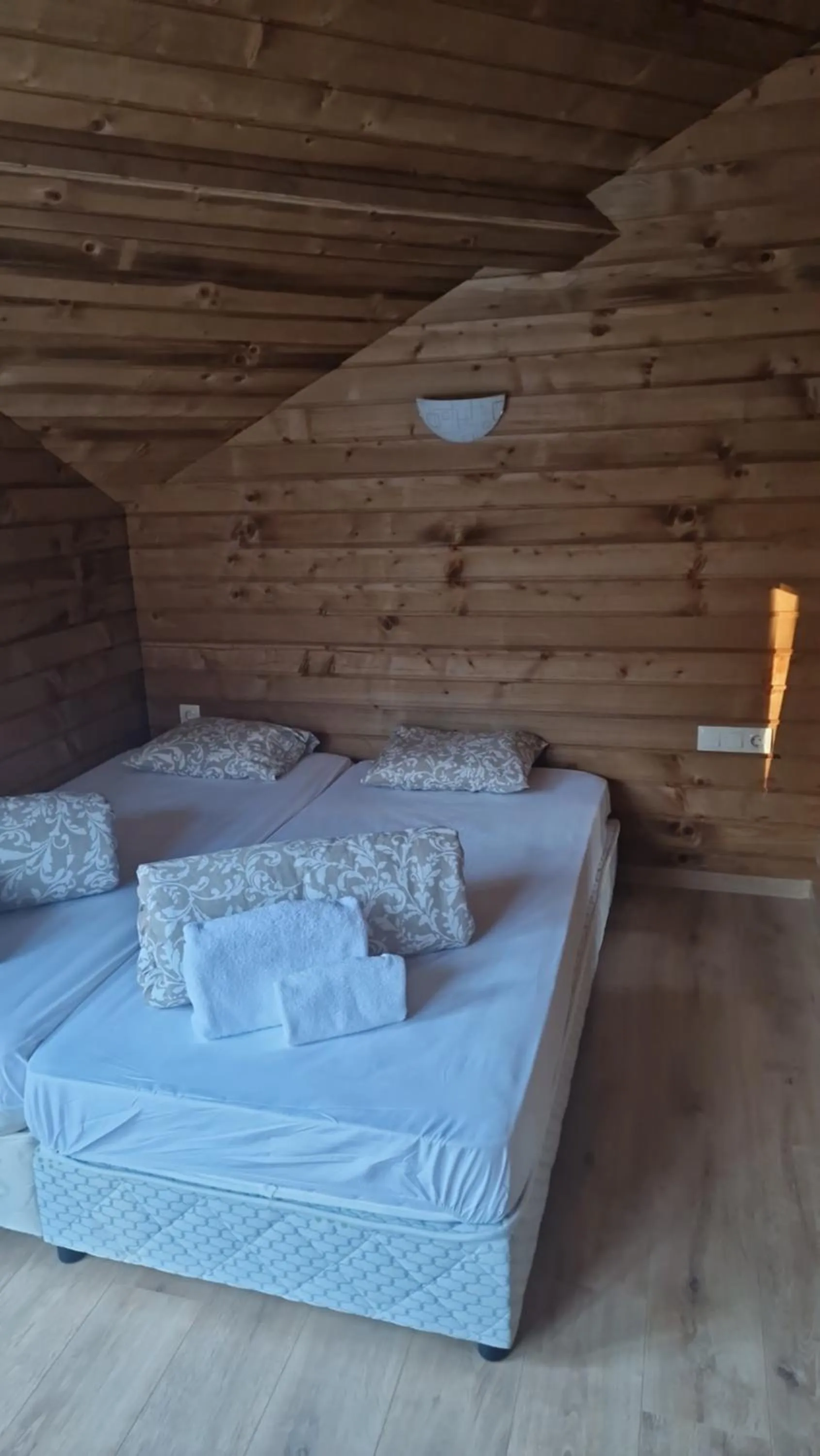 Bed in RILA 6ATO Hotel & Restaurant