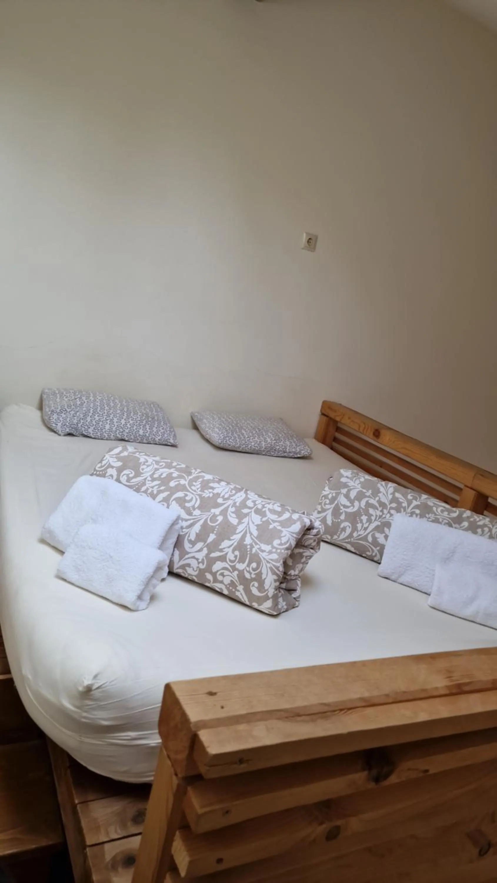 Bed in RILA 6ATO Hotel & Restaurant