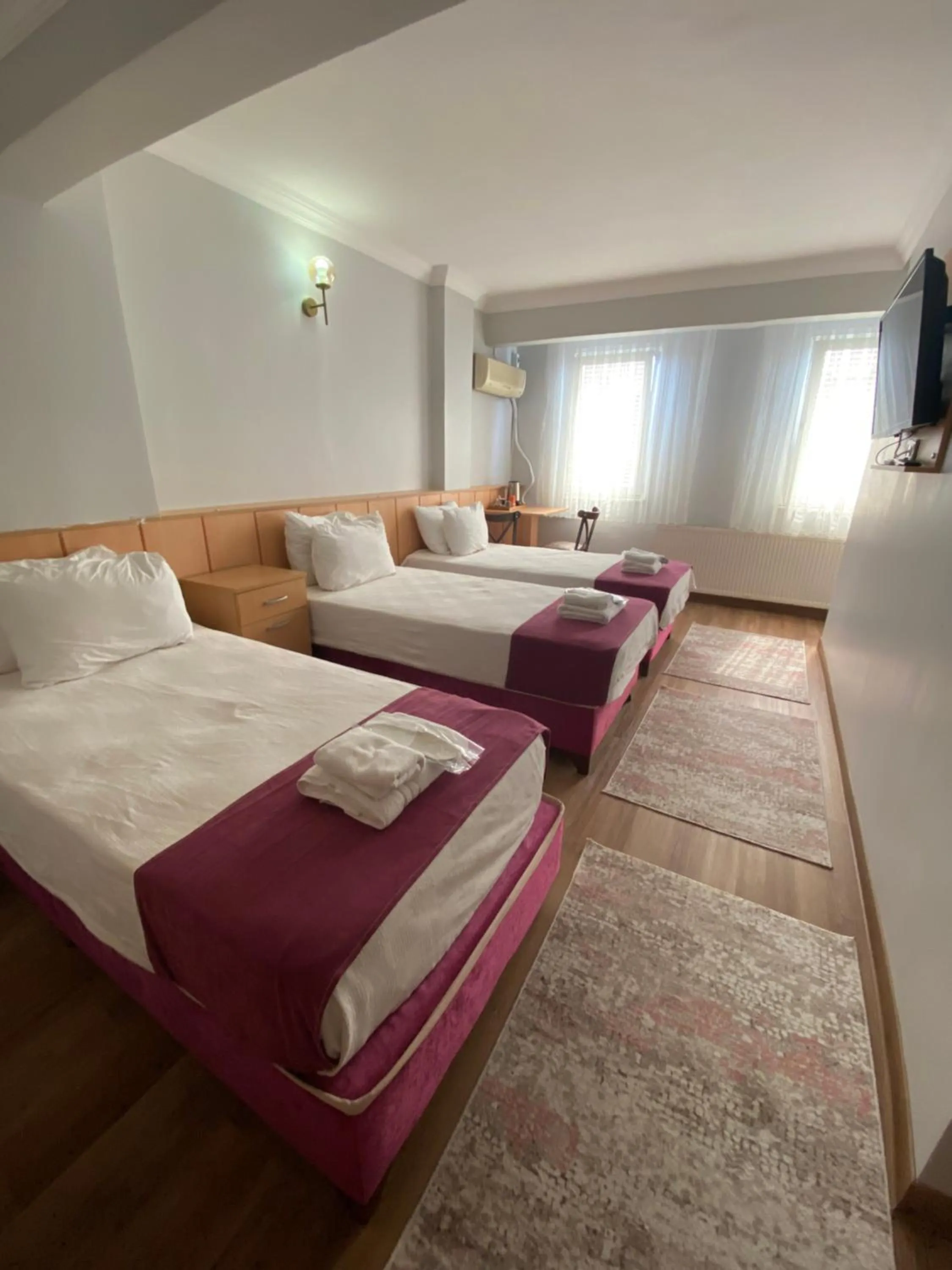 Bed in HOTEL ÖZSEFA