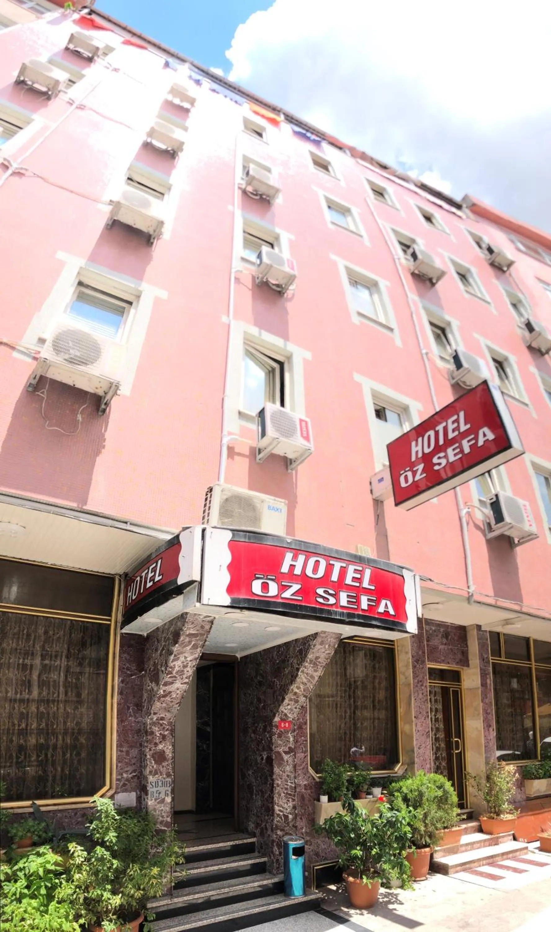 Property building in HOTEL ÖZSEFA