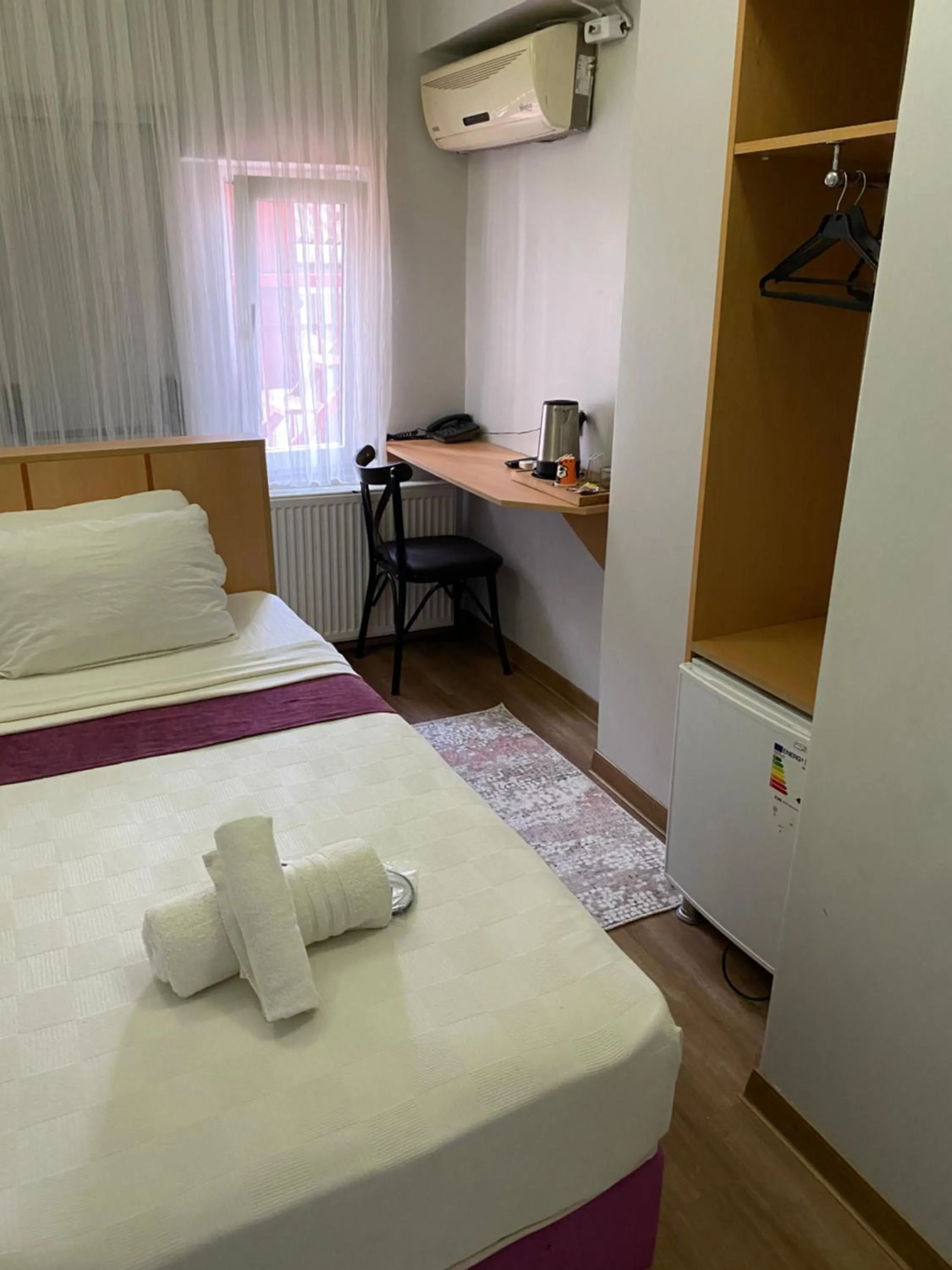 Bed in HOTEL ÖZSEFA