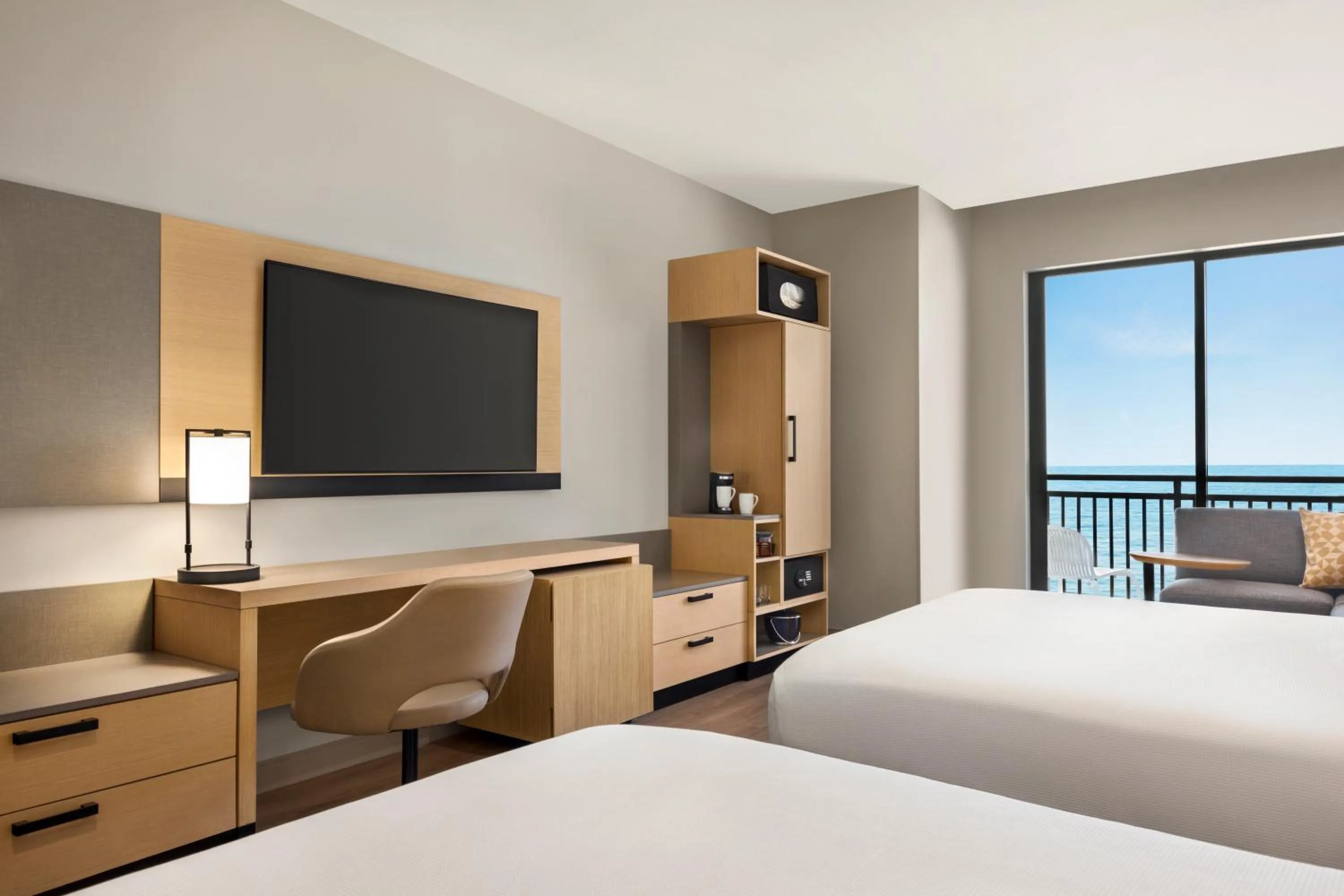 Bedroom, Bed in Hyatt Place Virginia Beach Oceanfront