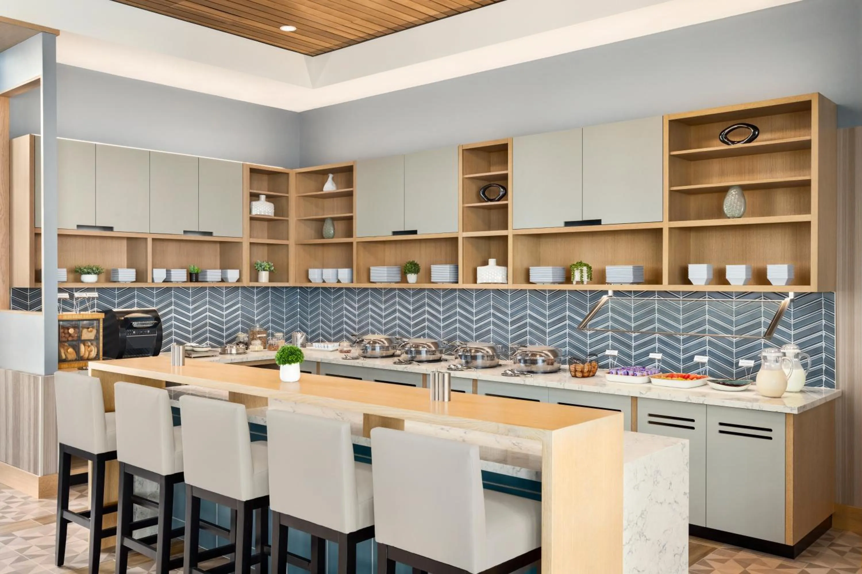 Breakfast in Hyatt Place Virginia Beach Oceanfront