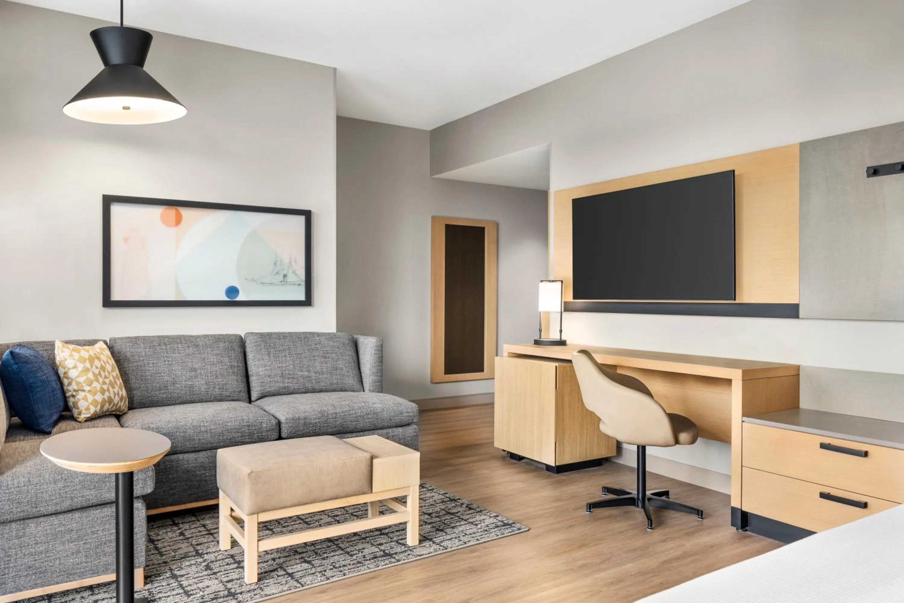 Living room in Hyatt Place Virginia Beach Oceanfront