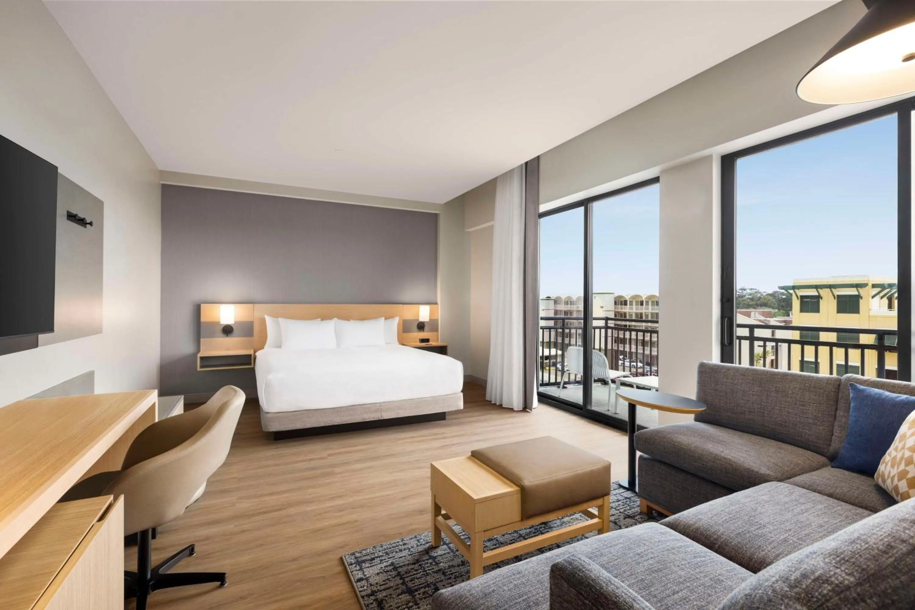 Bedroom, Bed in Hyatt Place Virginia Beach Oceanfront