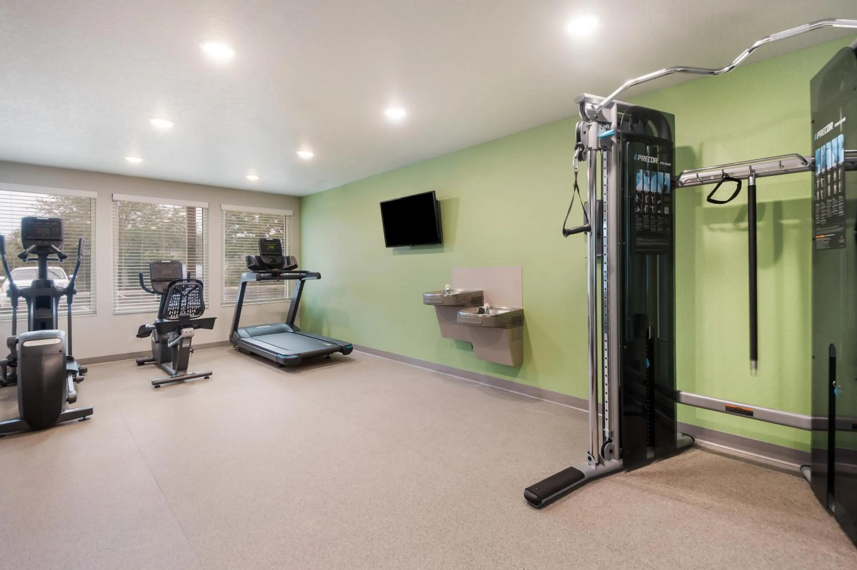 Fitness centre/facilities in WoodSpring Suites Orlando I-4 & Convention Center