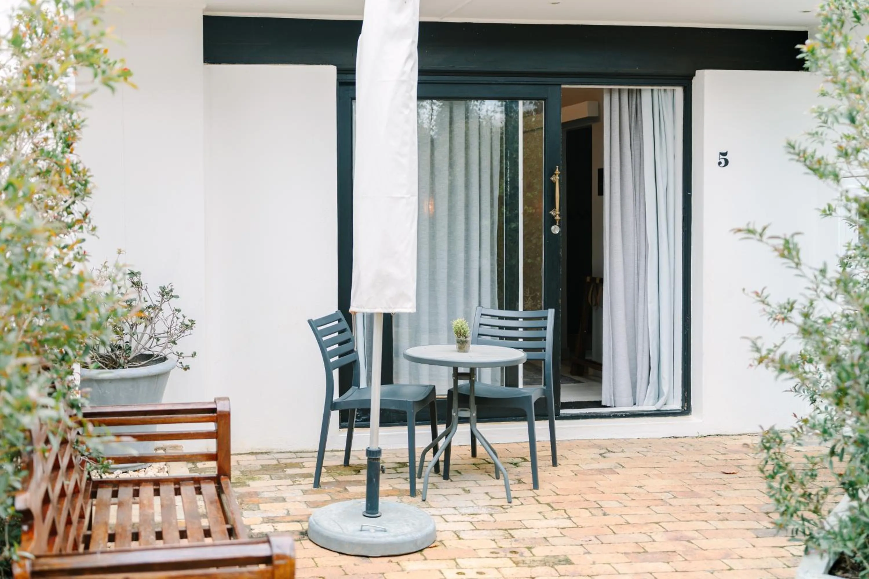 Balcony/Terrace in The Salene Hotel & Apartments