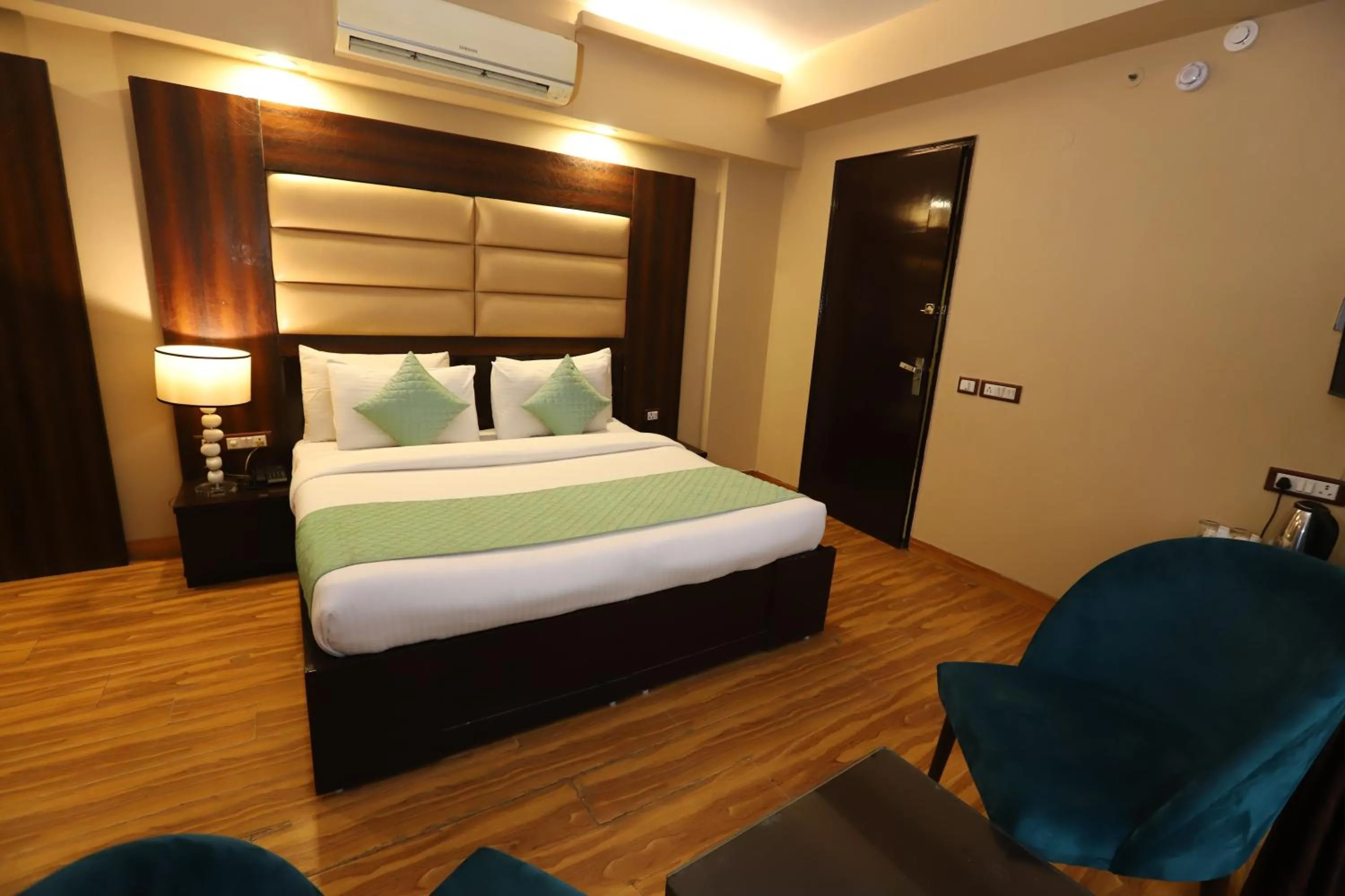 Bed in Hotel Palm Grand Naraina New Delhi - Couple Friendly Local IDs Accepted