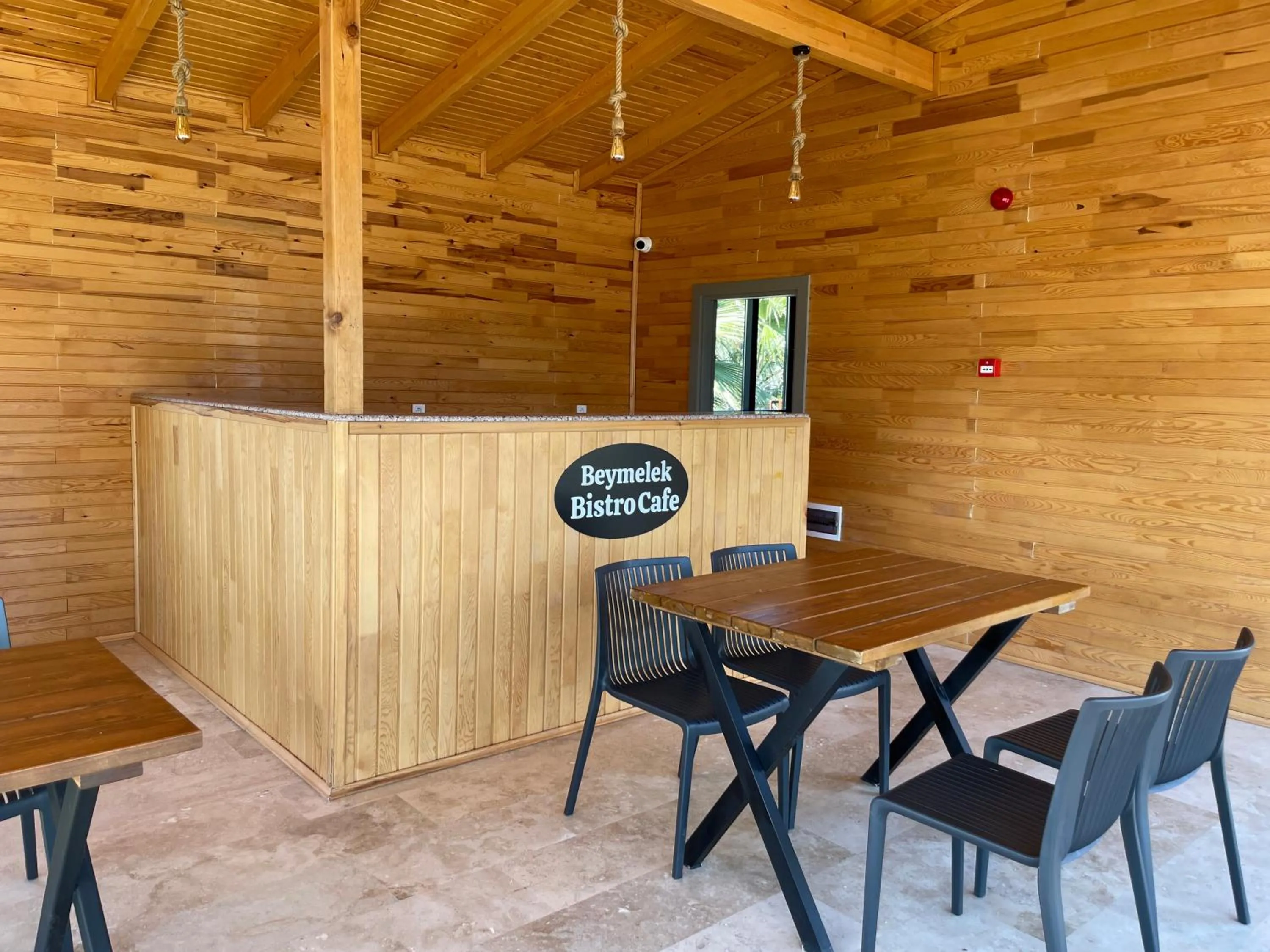 Restaurant/places to eat in Villa d'Mare