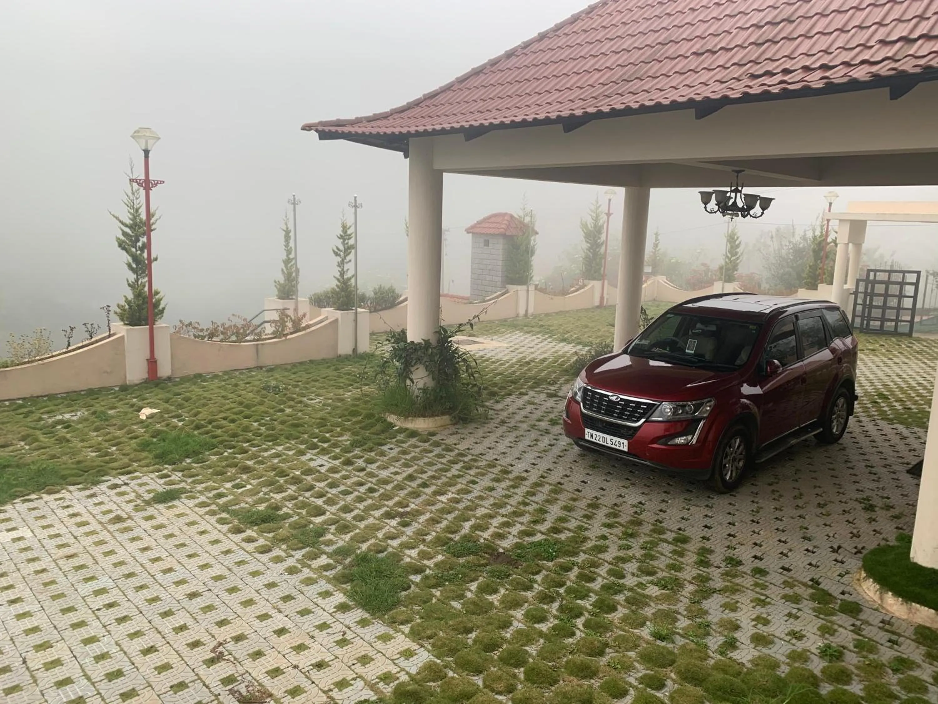 Patio in Bogar Palace Kodaikanal