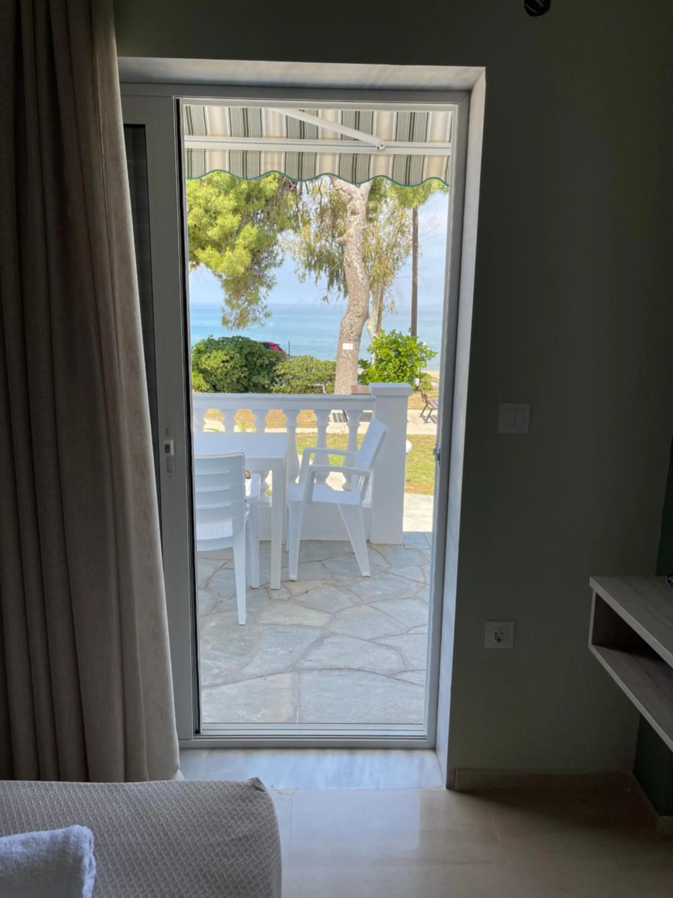 Balcony/Terrace in Garden View Apartments by nikolis