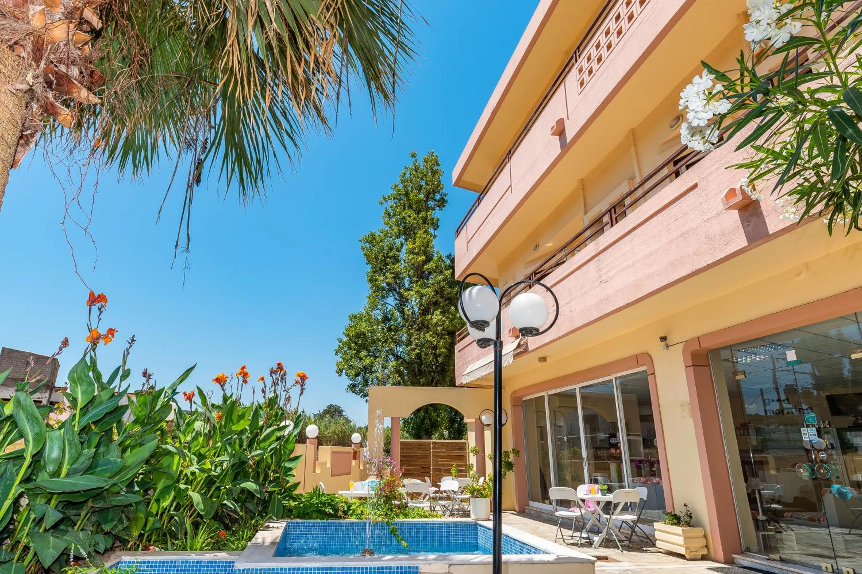 Louladakis Apartments