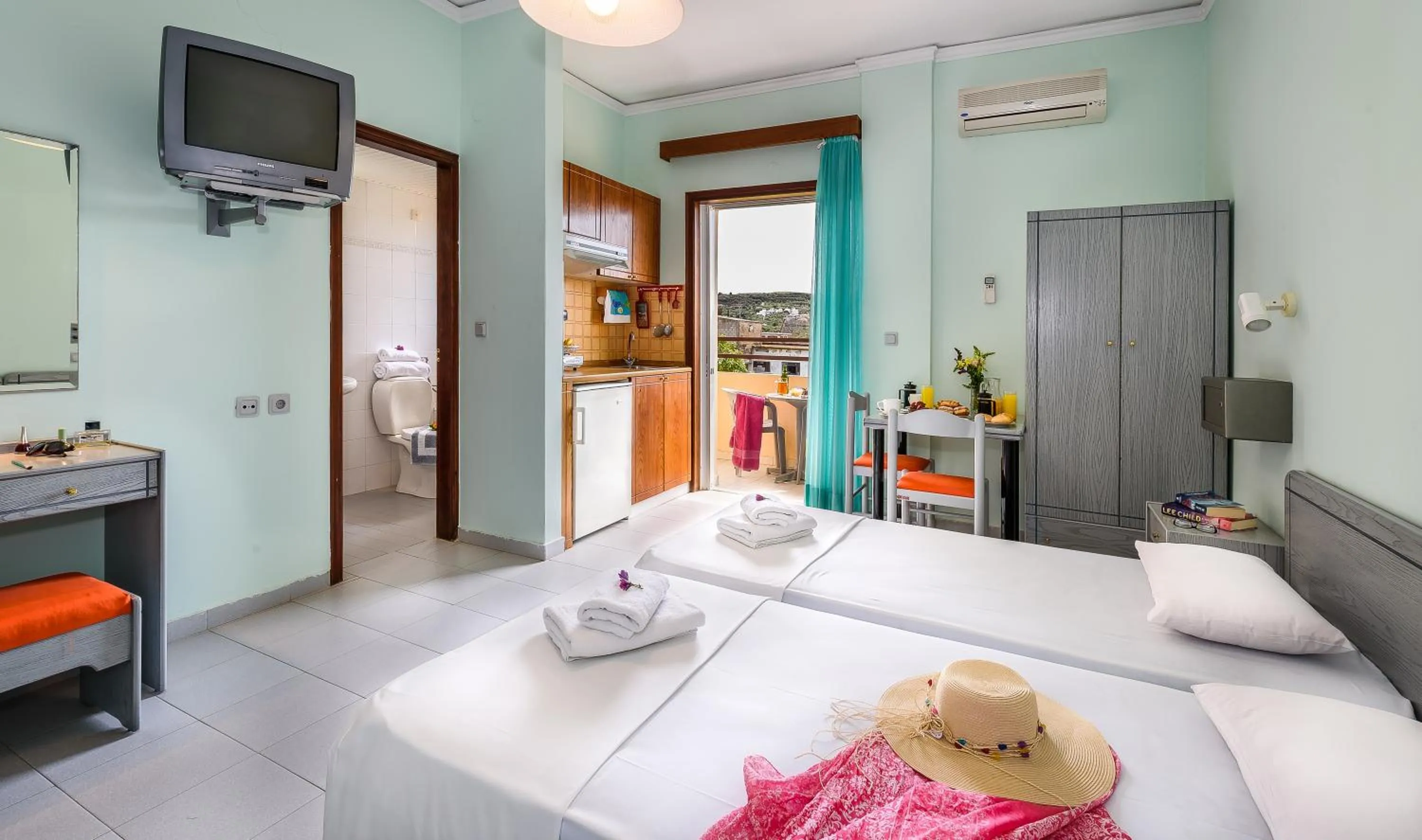 Bed in Louladakis Apartments