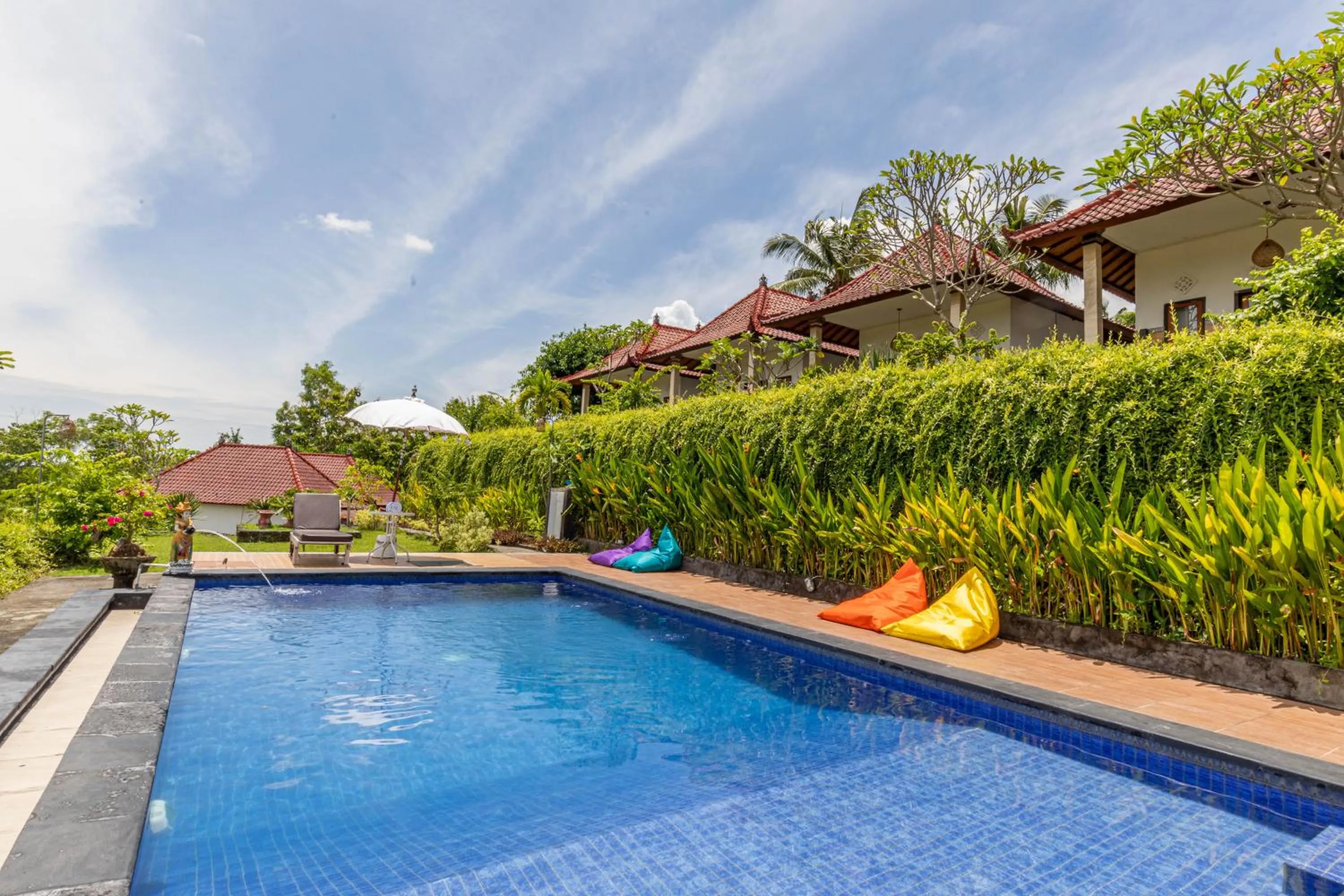 Swimming pool in Sarivanna Penida