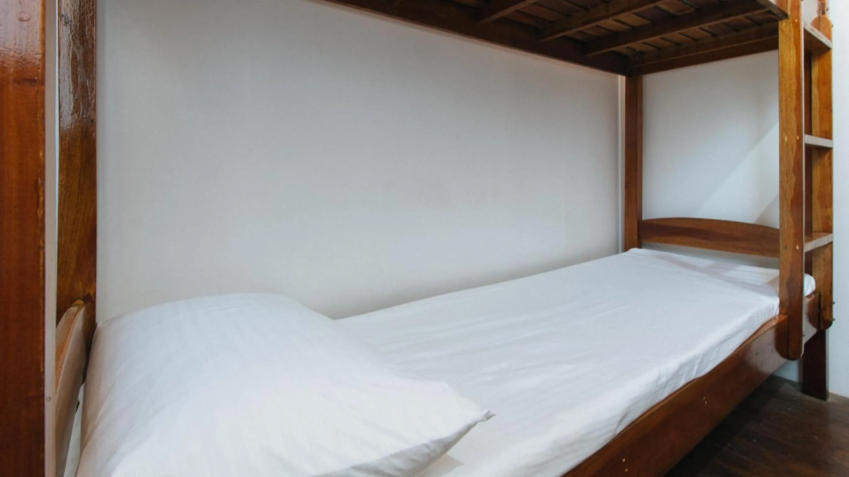 bunk bed in Dreiven Residences Sta. Mesa