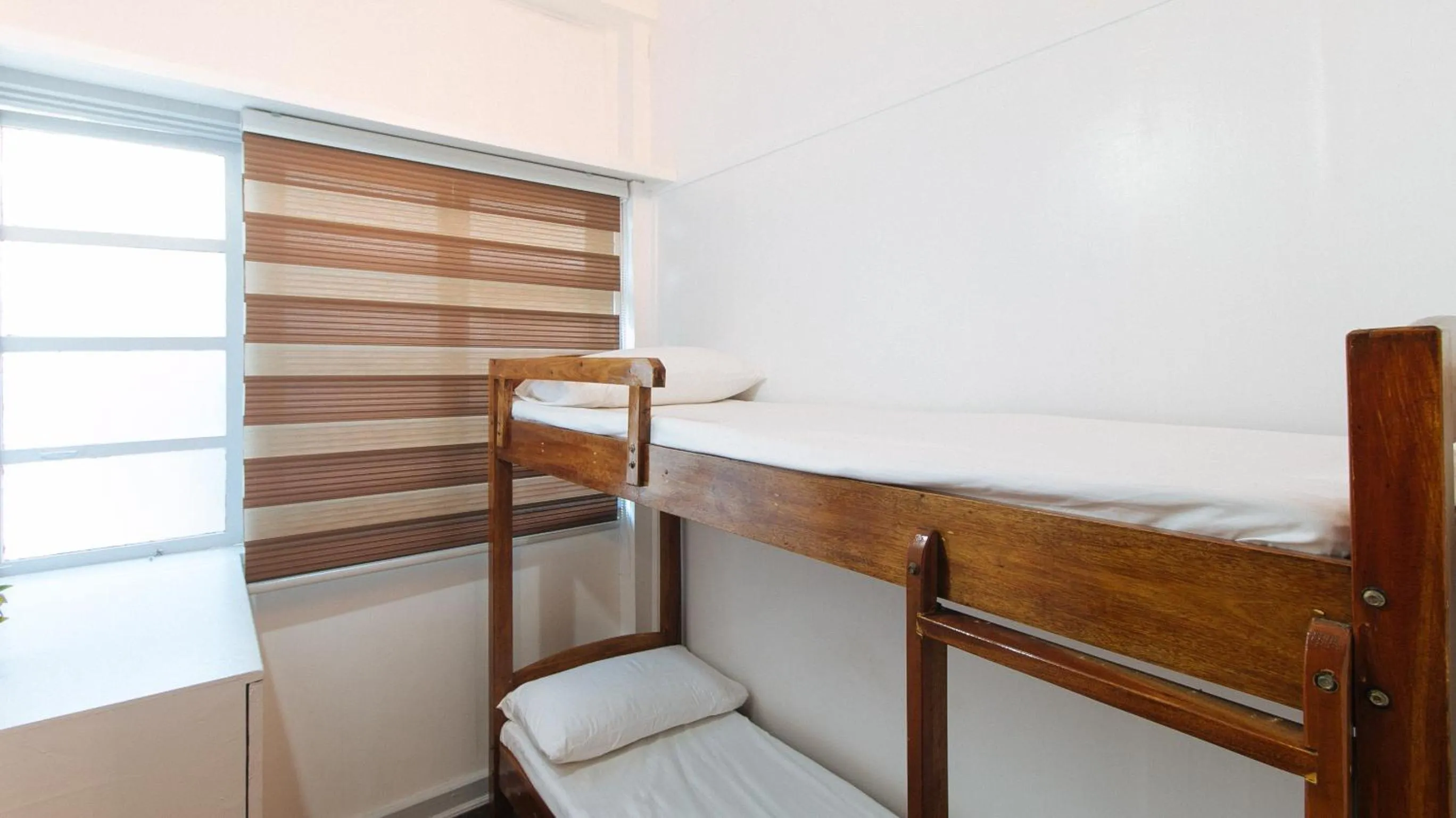 bunk bed in Dreiven Residences Sta. Mesa