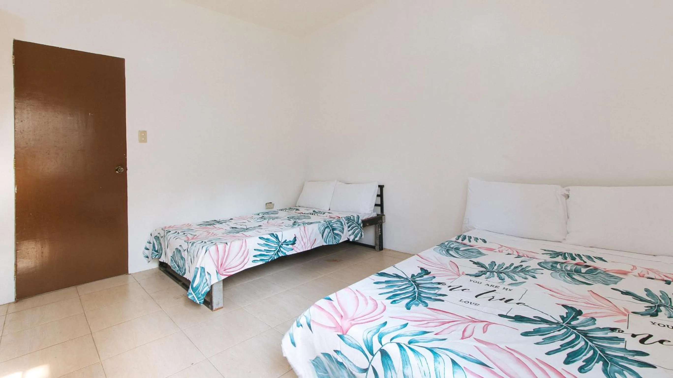 Photo of the whole room in Dreiven Residences Sta. Mesa