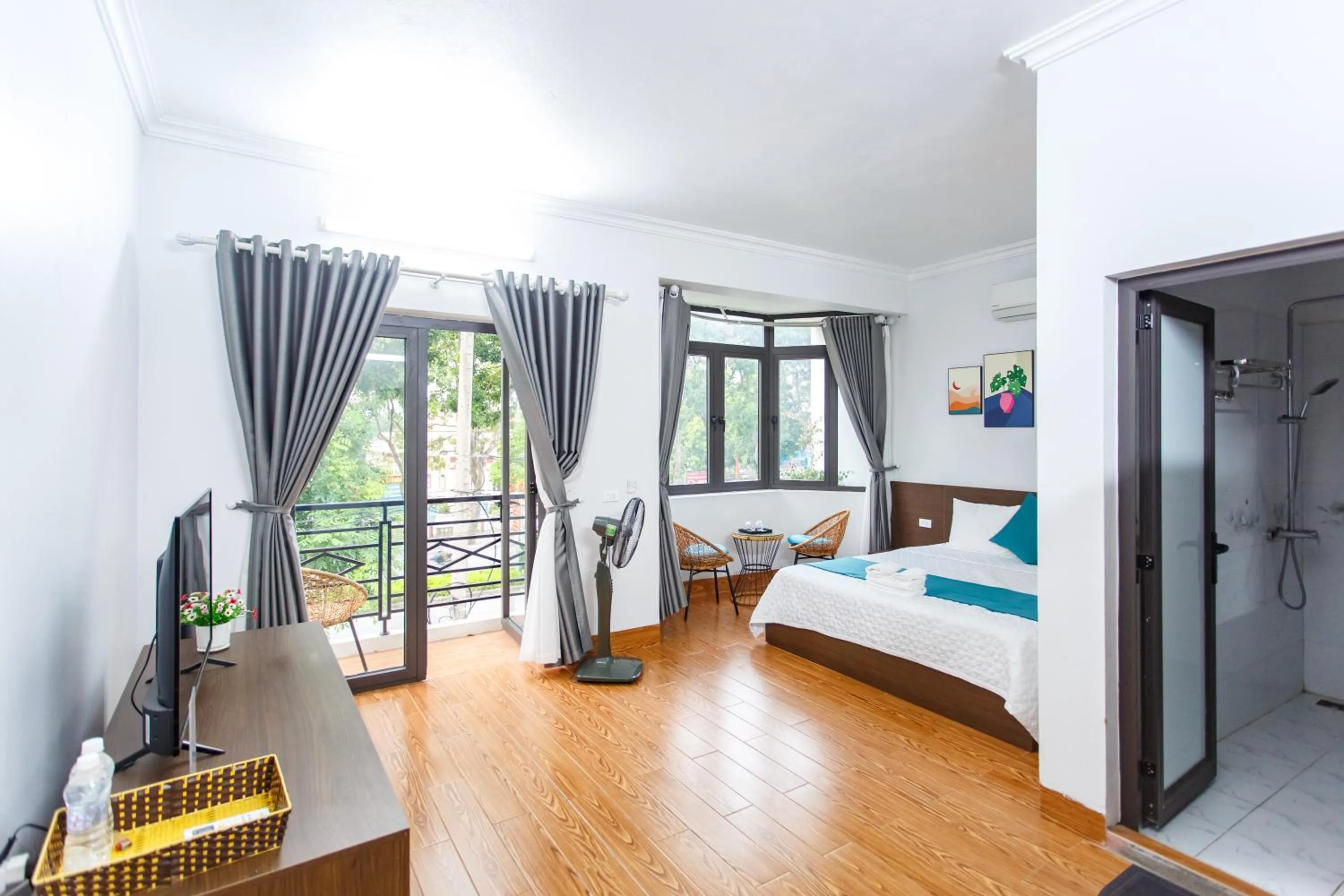 TV and multimedia, Bed in Blue Eyes Hotel