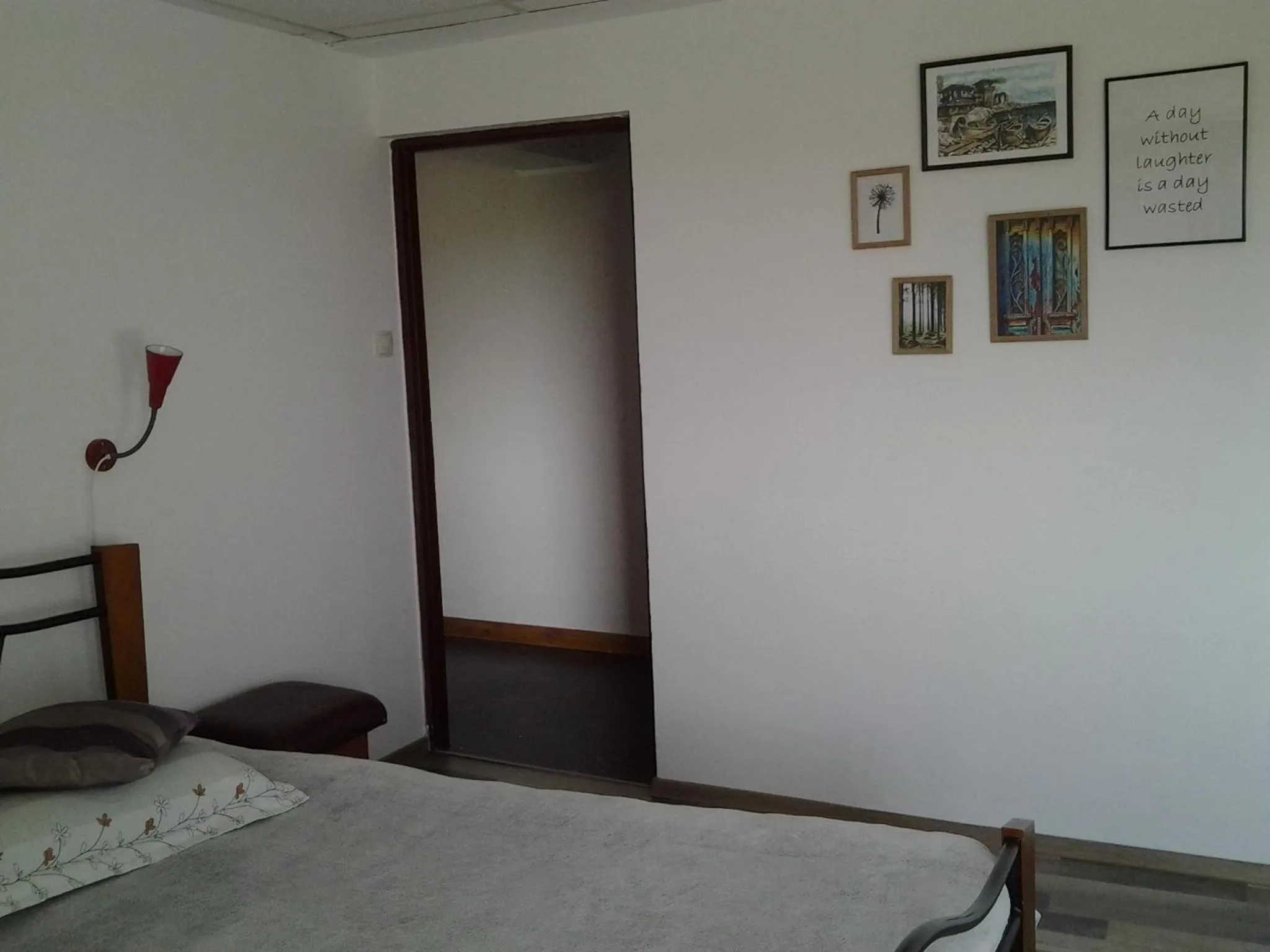 Decorative detail, Bed in Motel Traffic