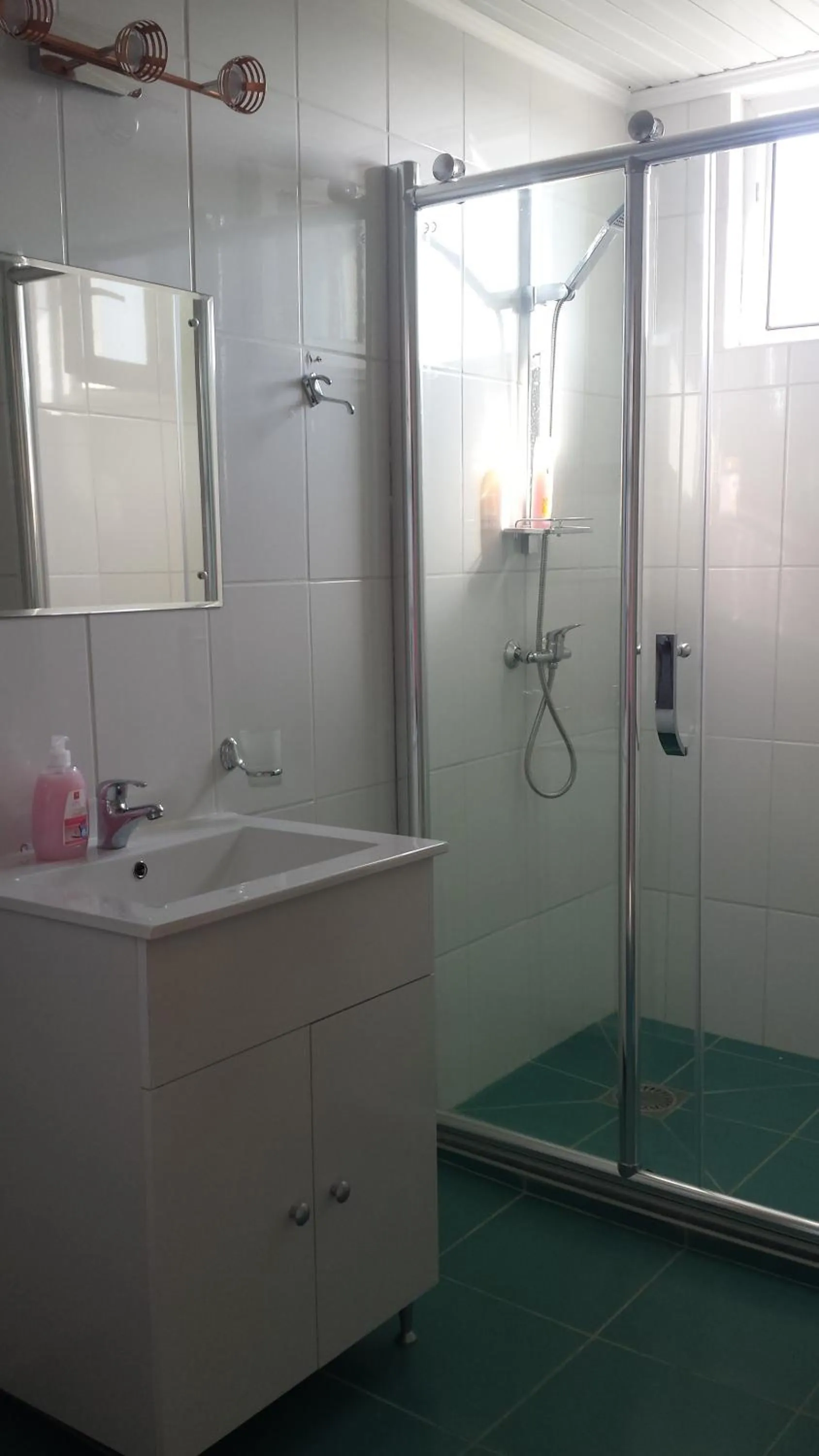 Bathroom in Motel Traffic