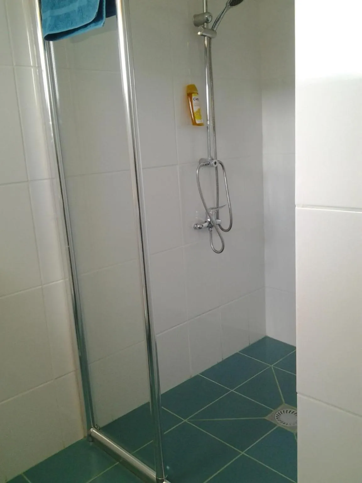 Bathroom in Motel Traffic