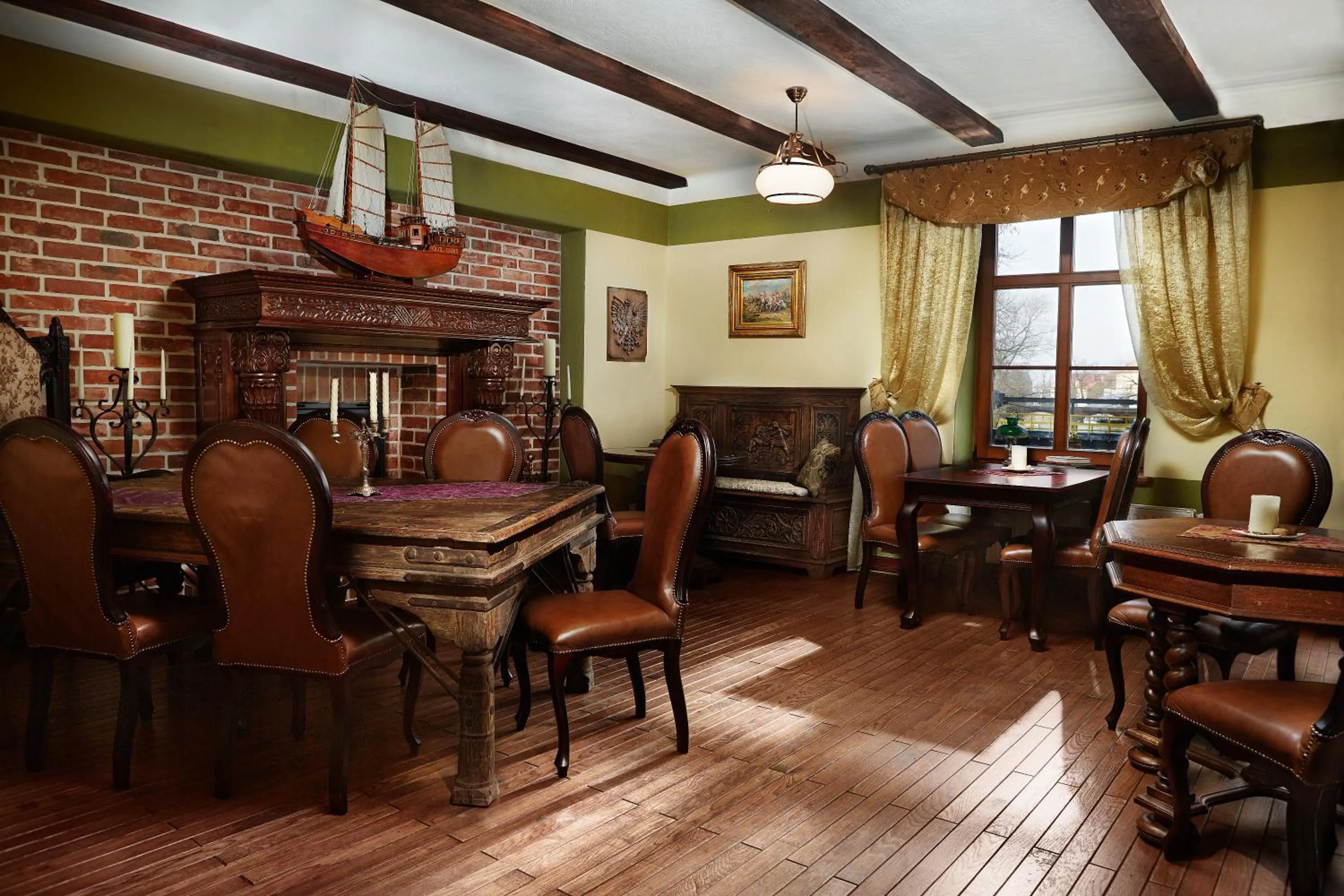 Restaurant/places to eat in Gościniec Zamkowy