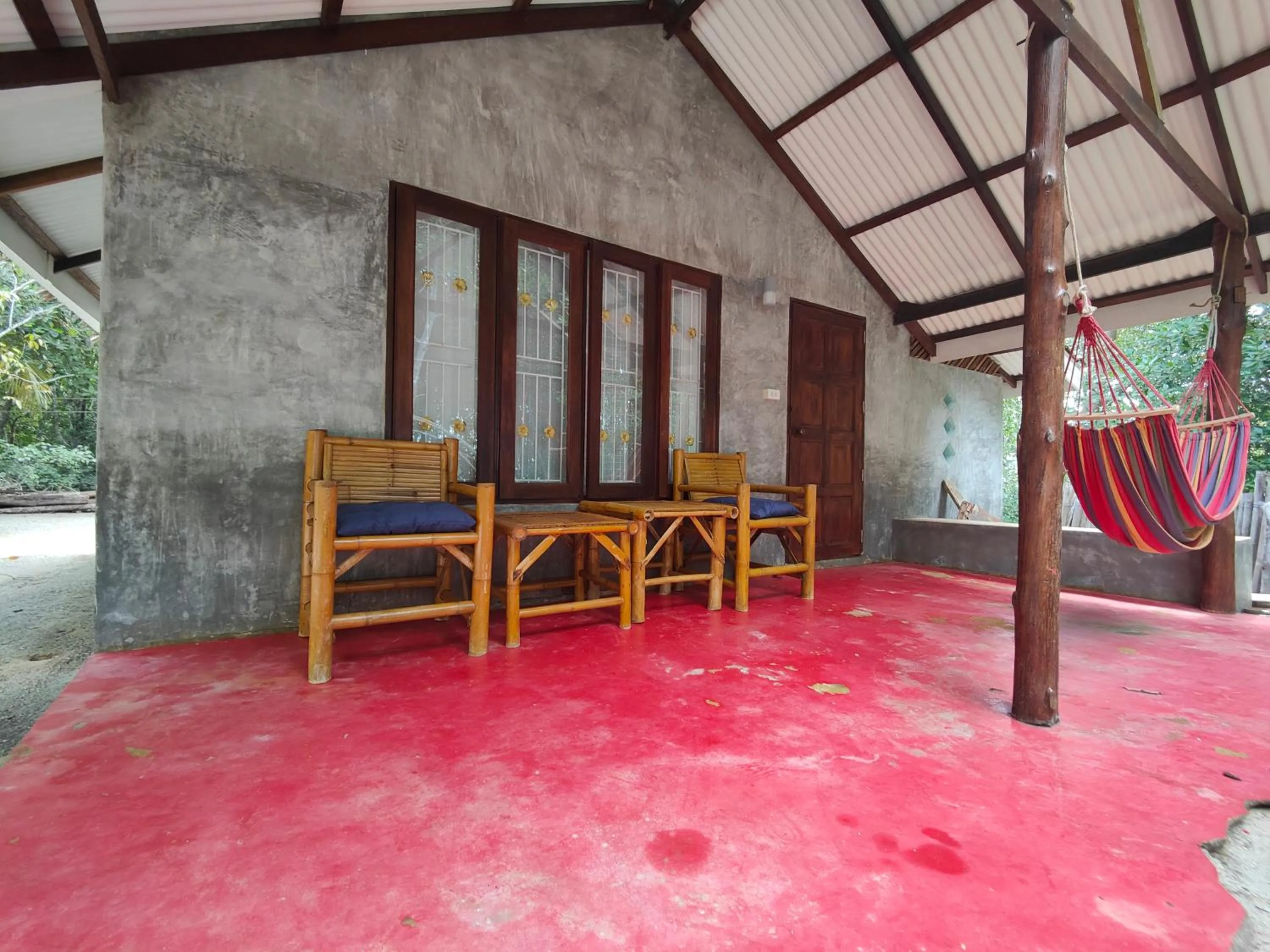 Bananas Resort & Restaurant